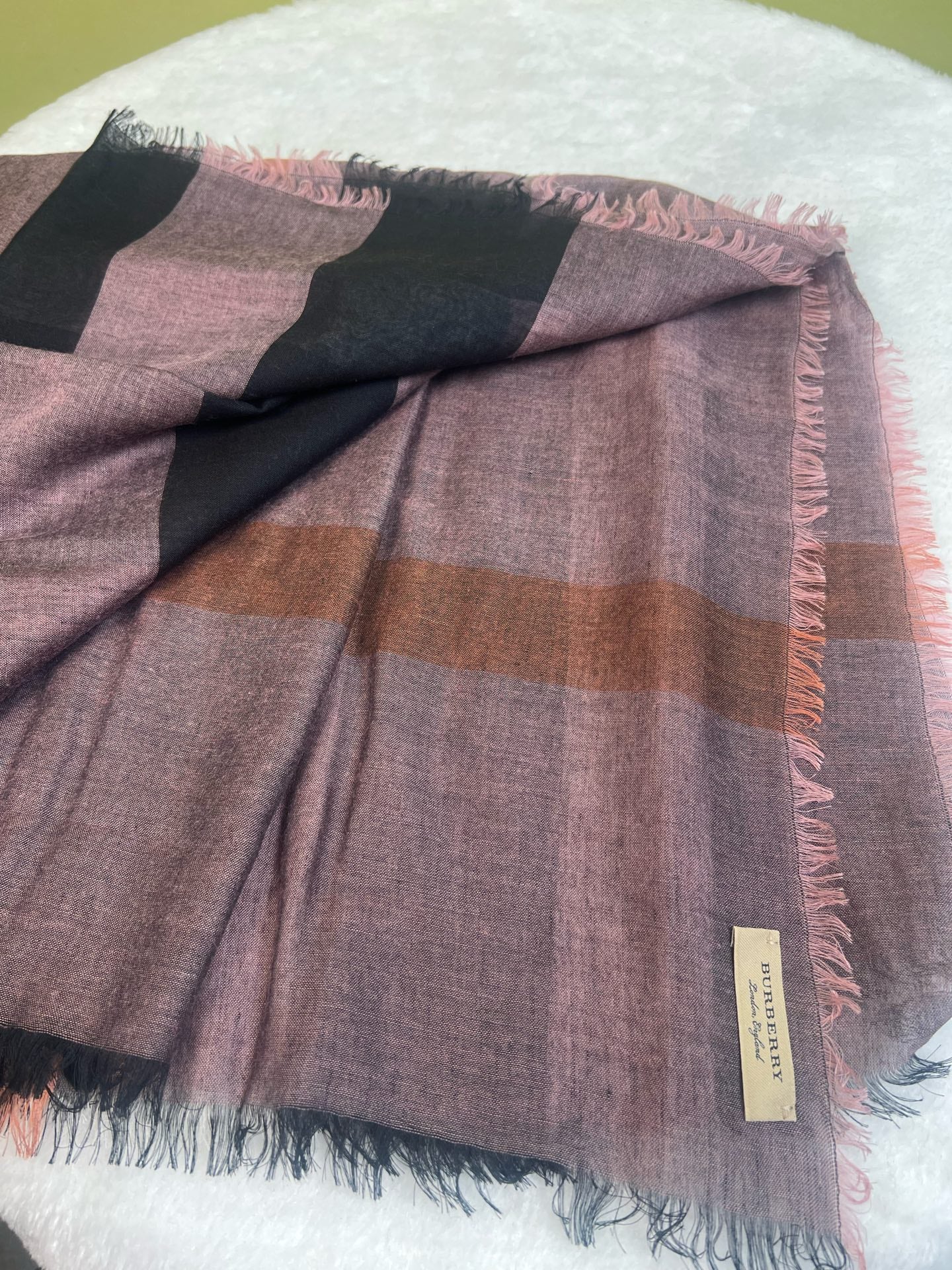Burberry Cape / Stole