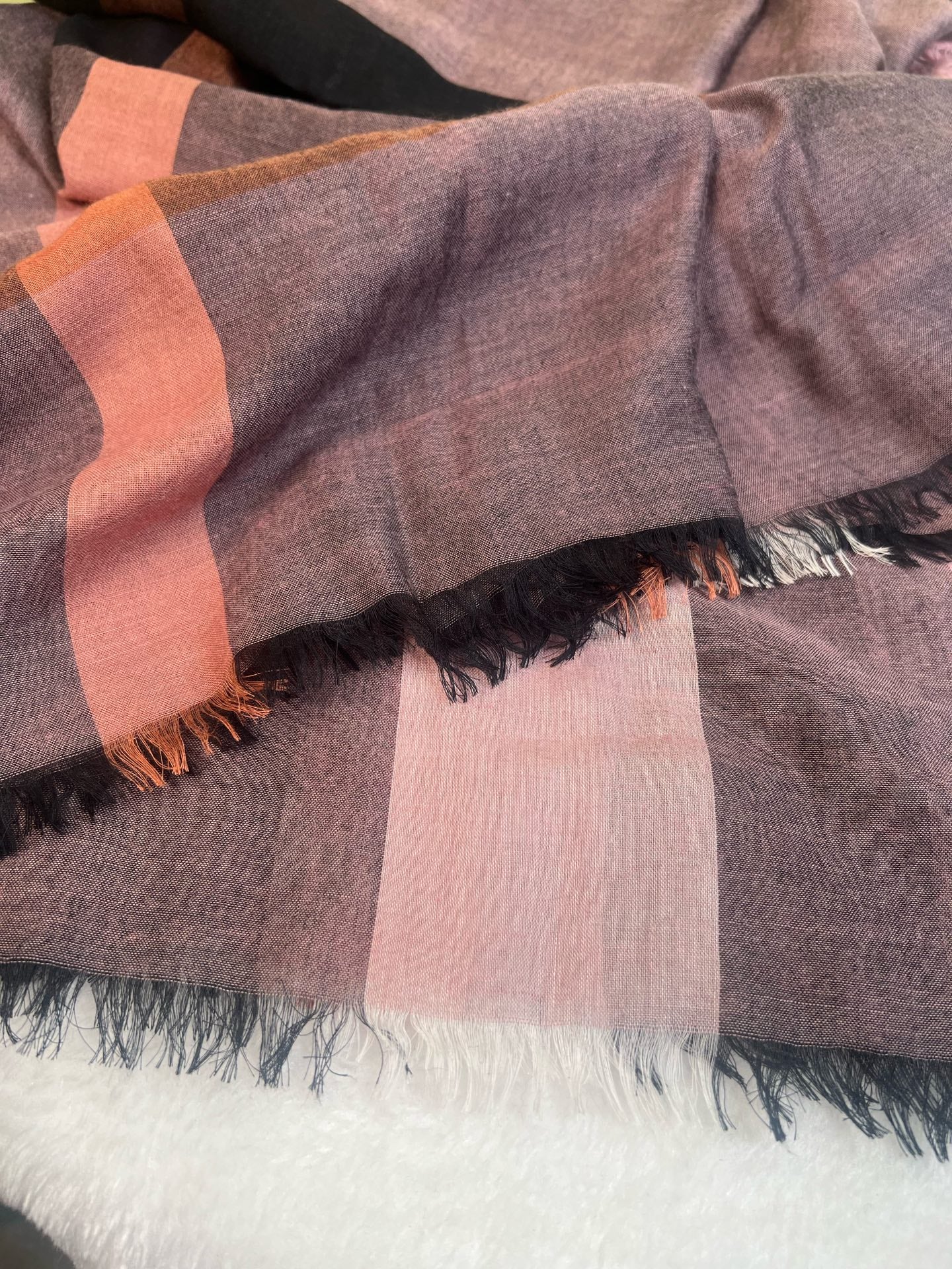 Burberry Cape / Stole