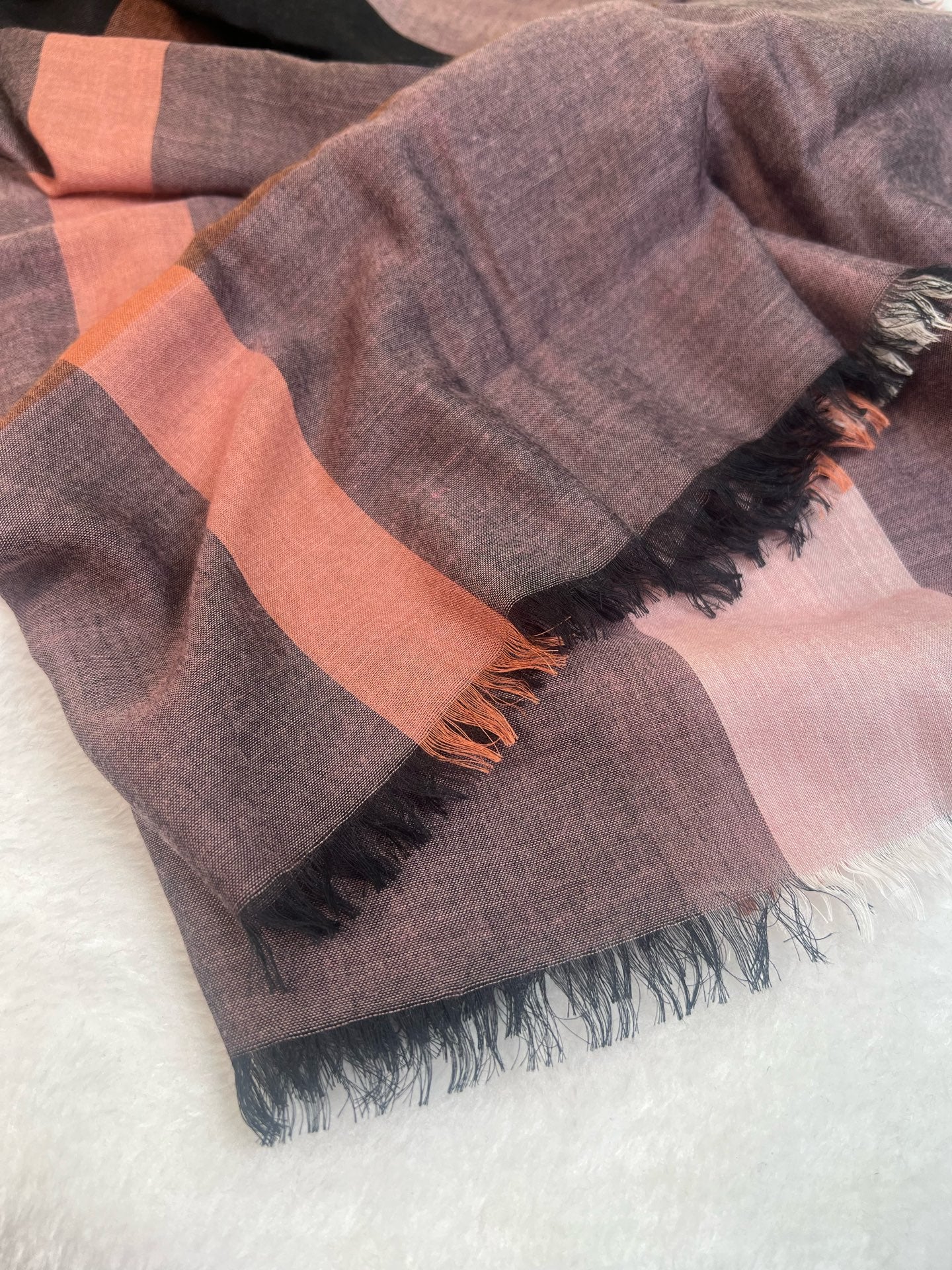 Burberry Cape / Stole