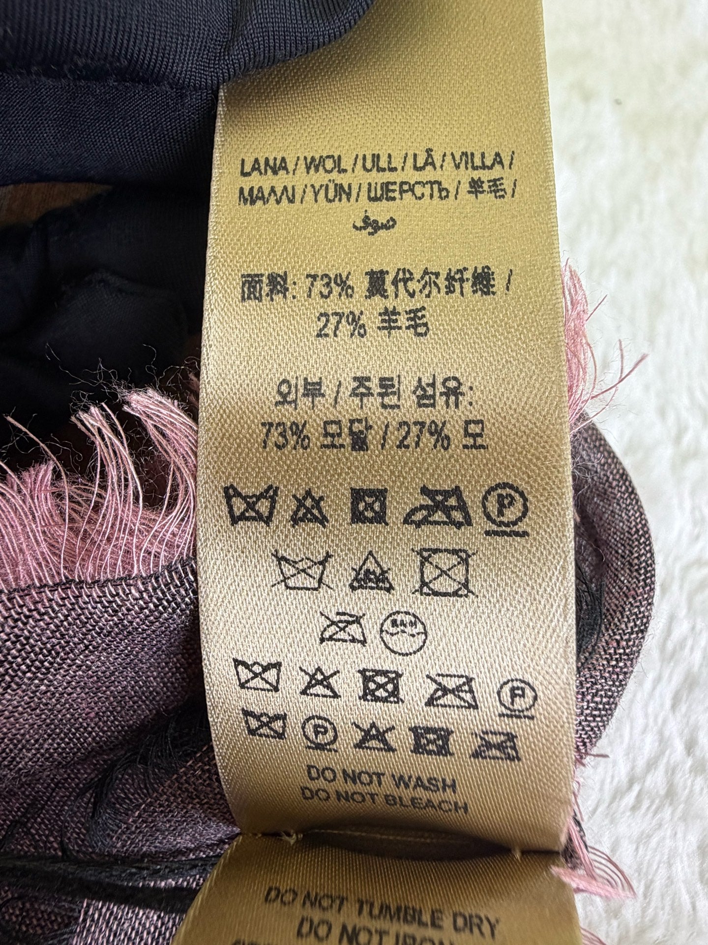 Burberry Cape / Stole