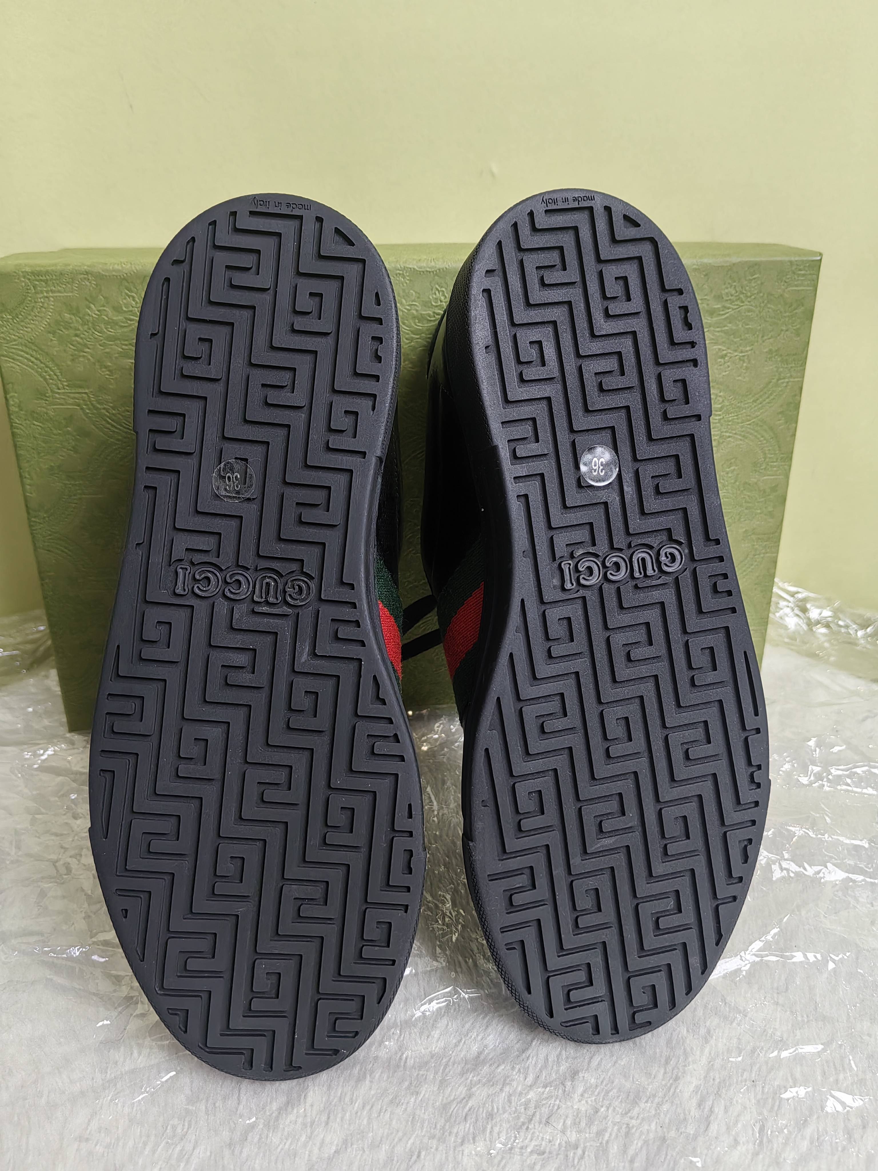 Gucci Black Skate shoes
