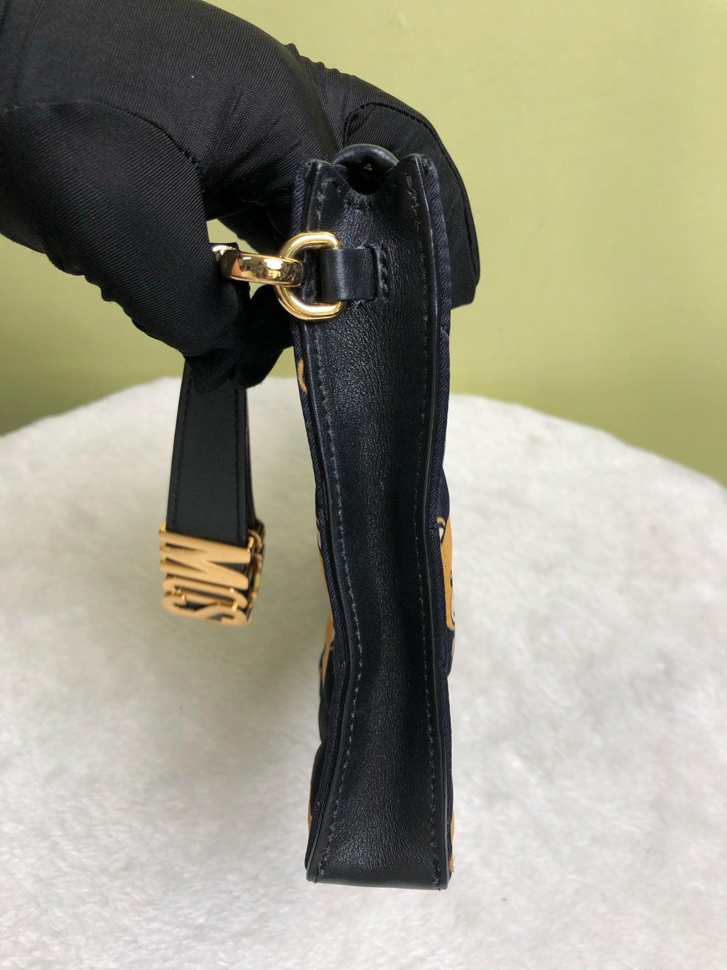 MOSCHINO/莫斯奇诺 Black Clutch