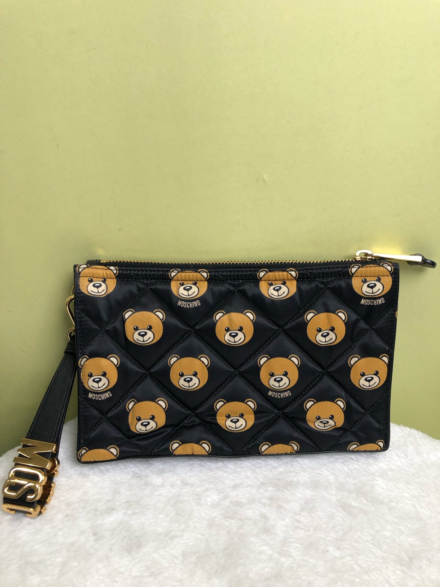 MOSCHINO/莫斯奇诺 Black Clutch