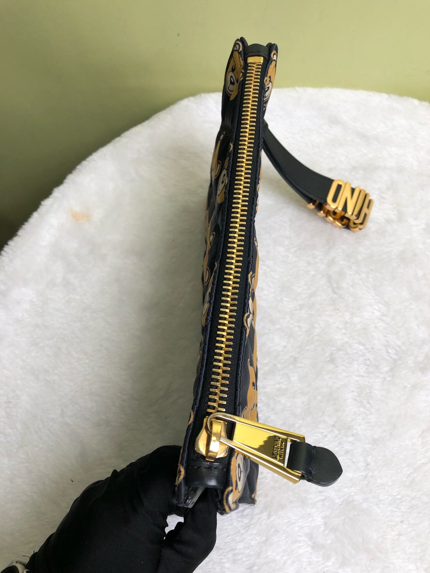 MOSCHINO/莫斯奇诺 Black Clutch
