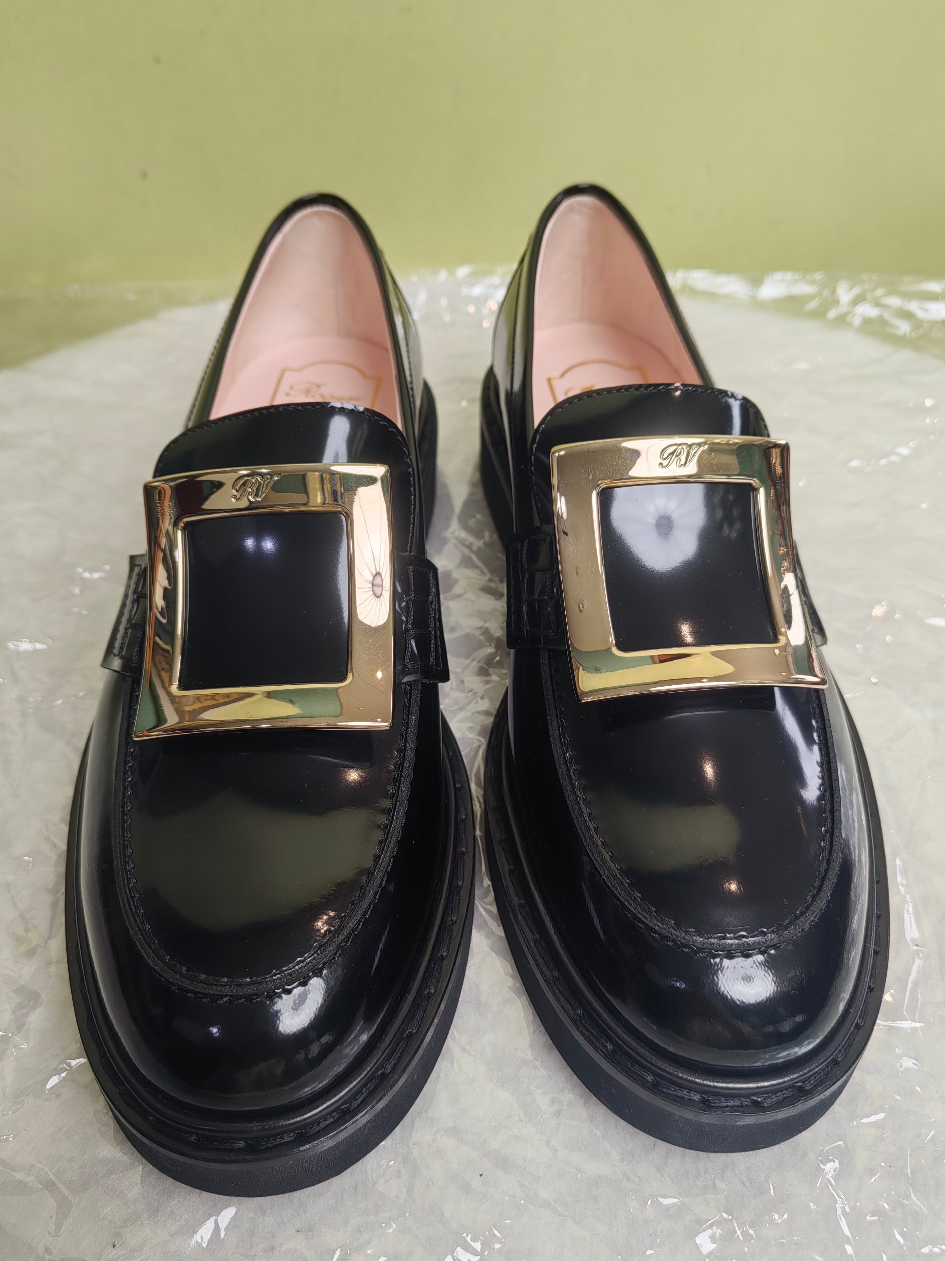 Roger Vivier Black Loafers