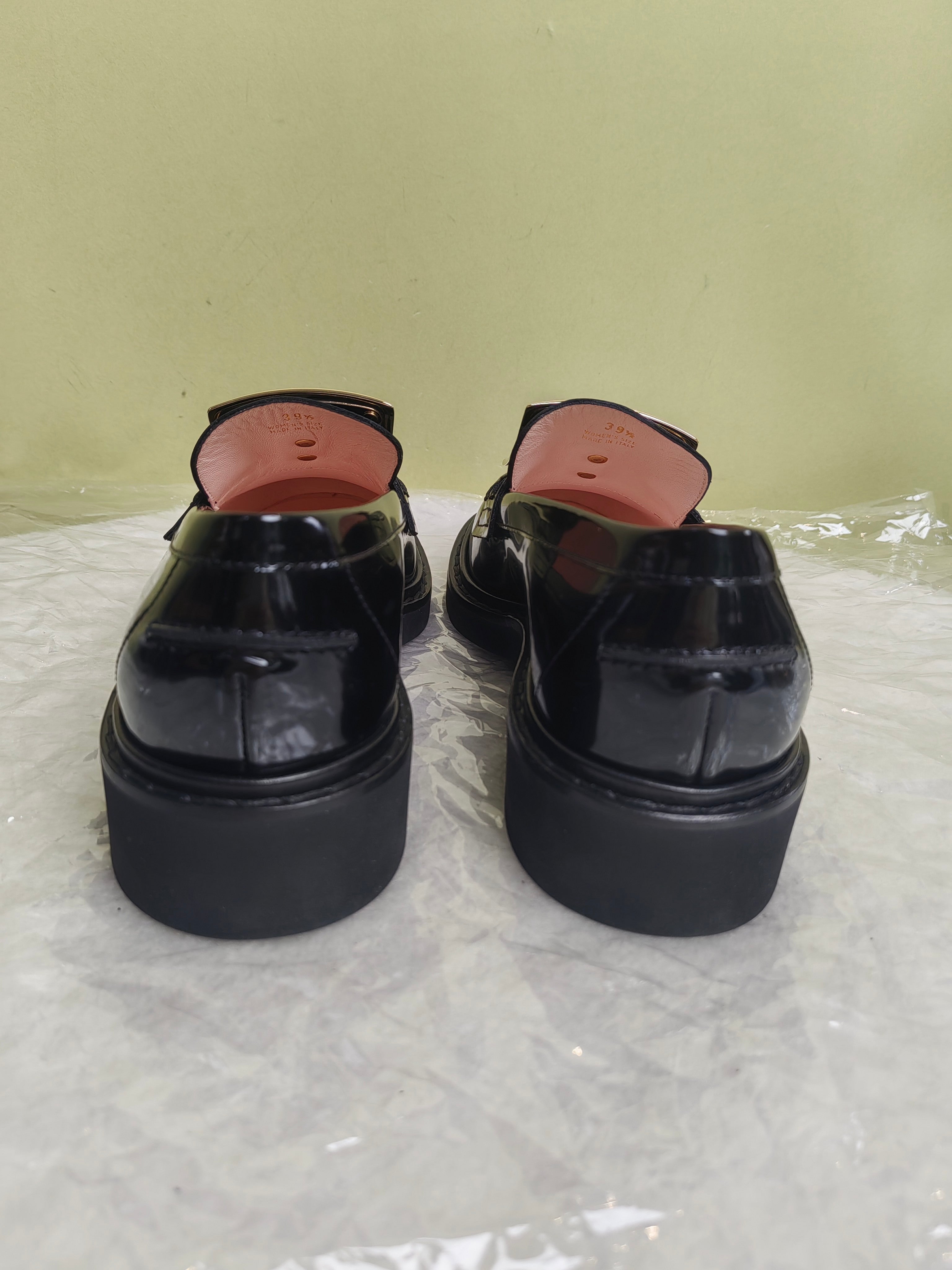 Roger Vivier Black Loafers