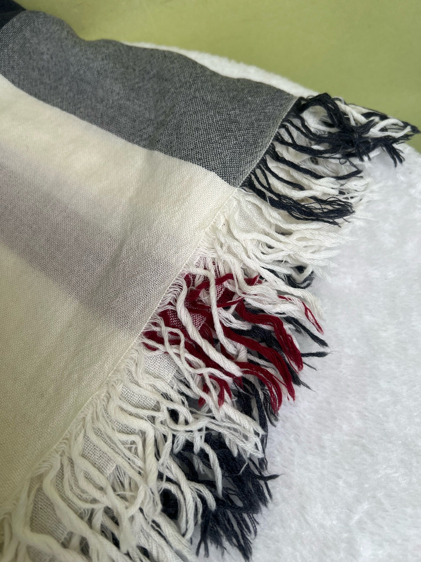 Burberry Cape / Stole