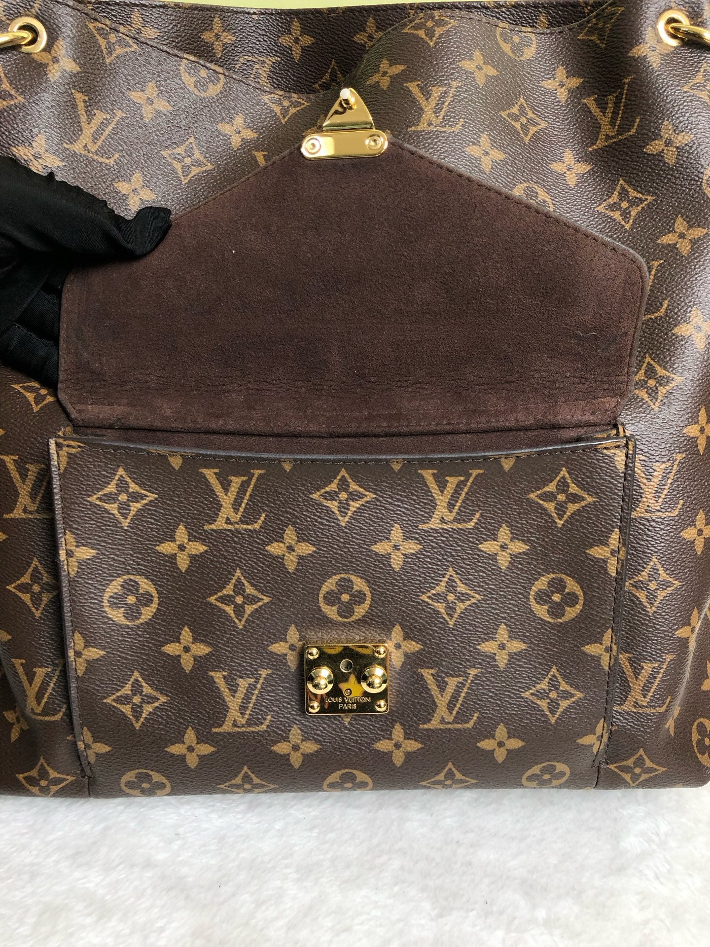 Louis Vuitton Tote