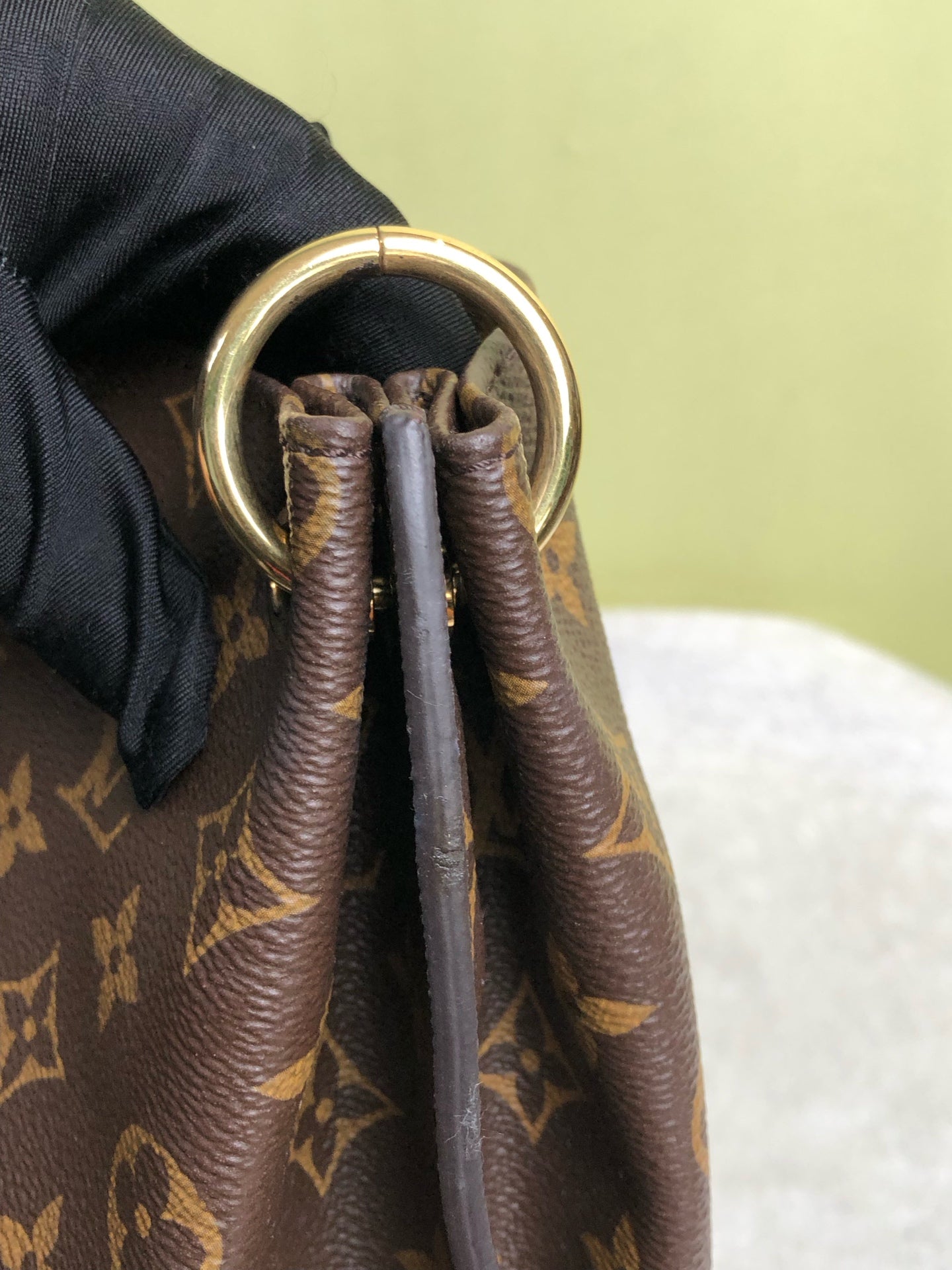 Louis Vuitton Tote
