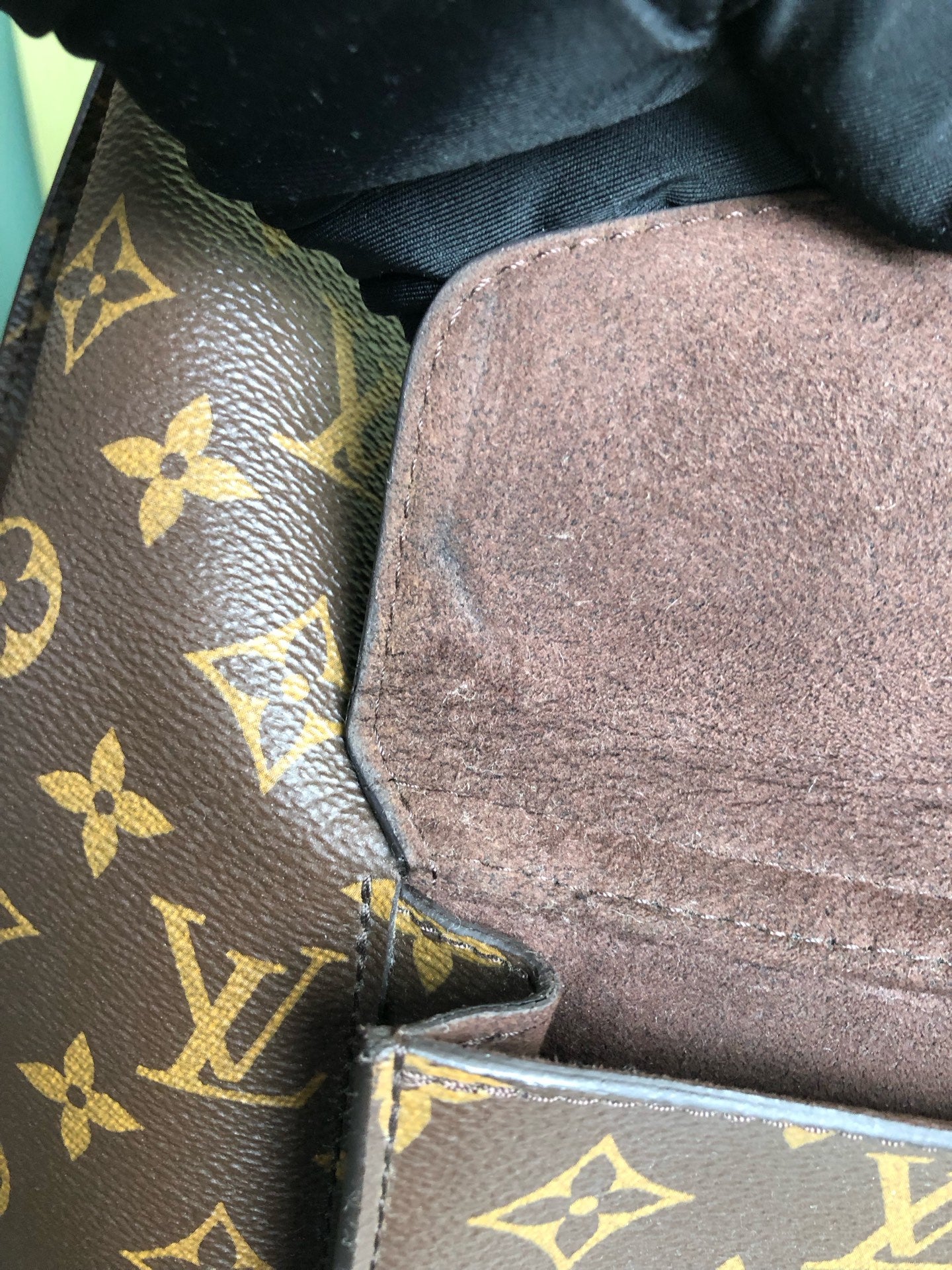 Louis Vuitton Tote