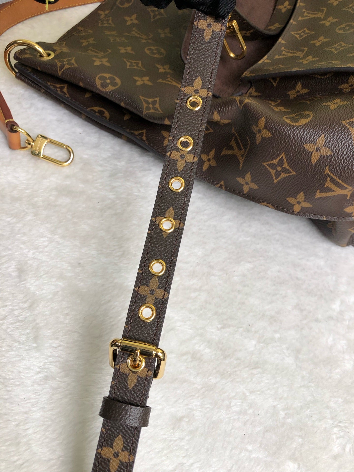 Louis Vuitton Tote