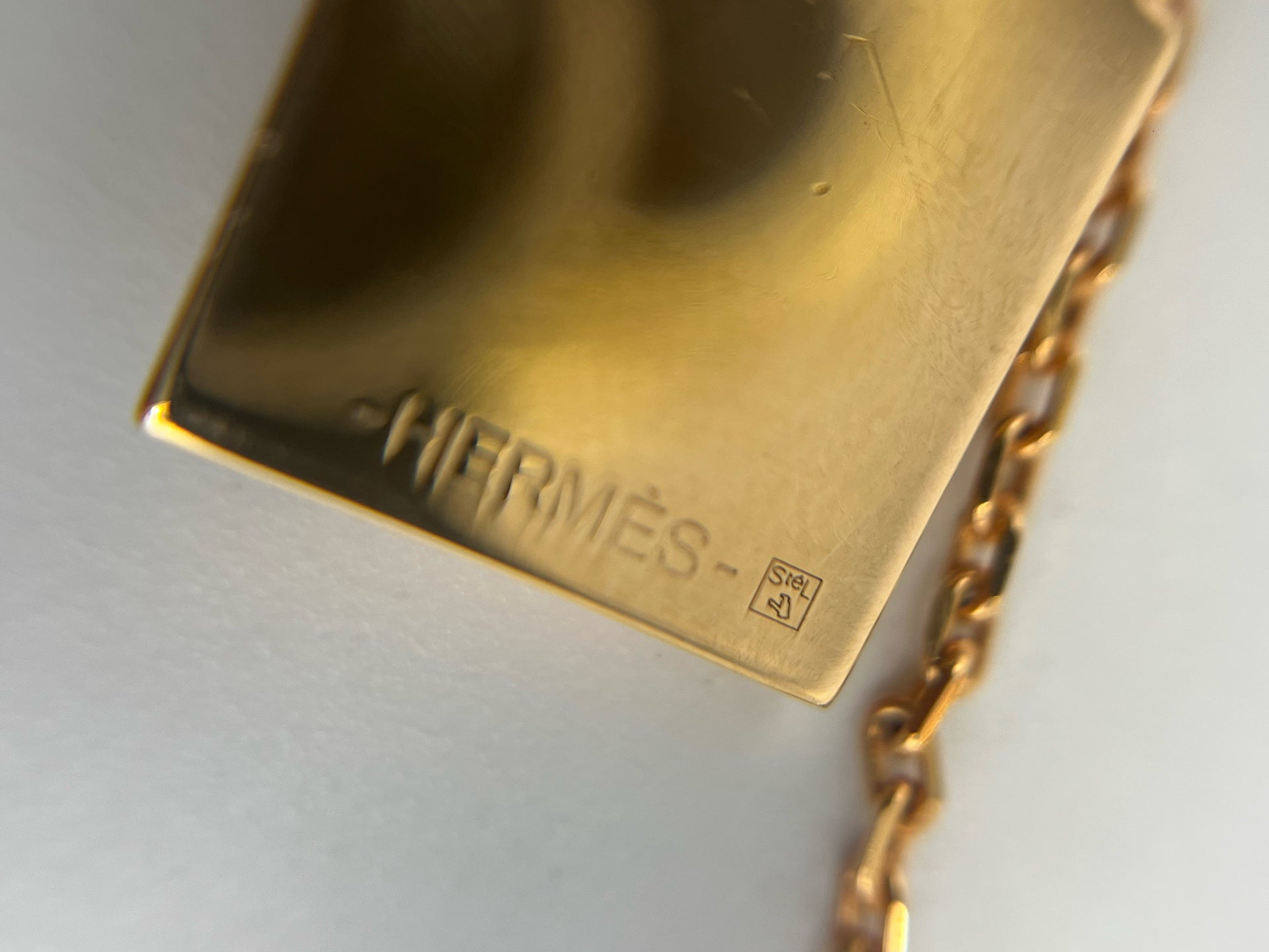 Hermes Pendant