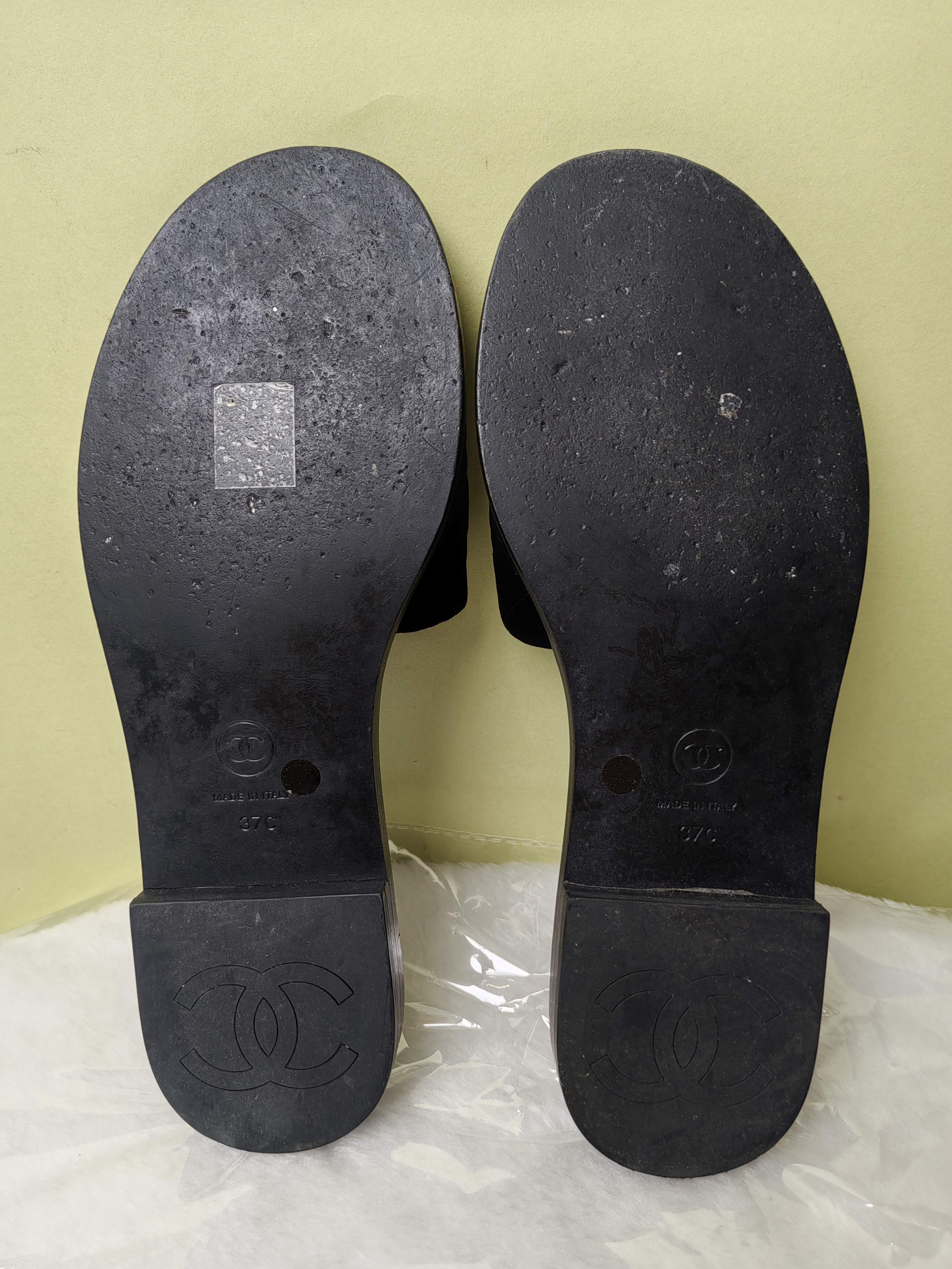Chanel Velvet Black Flip flop