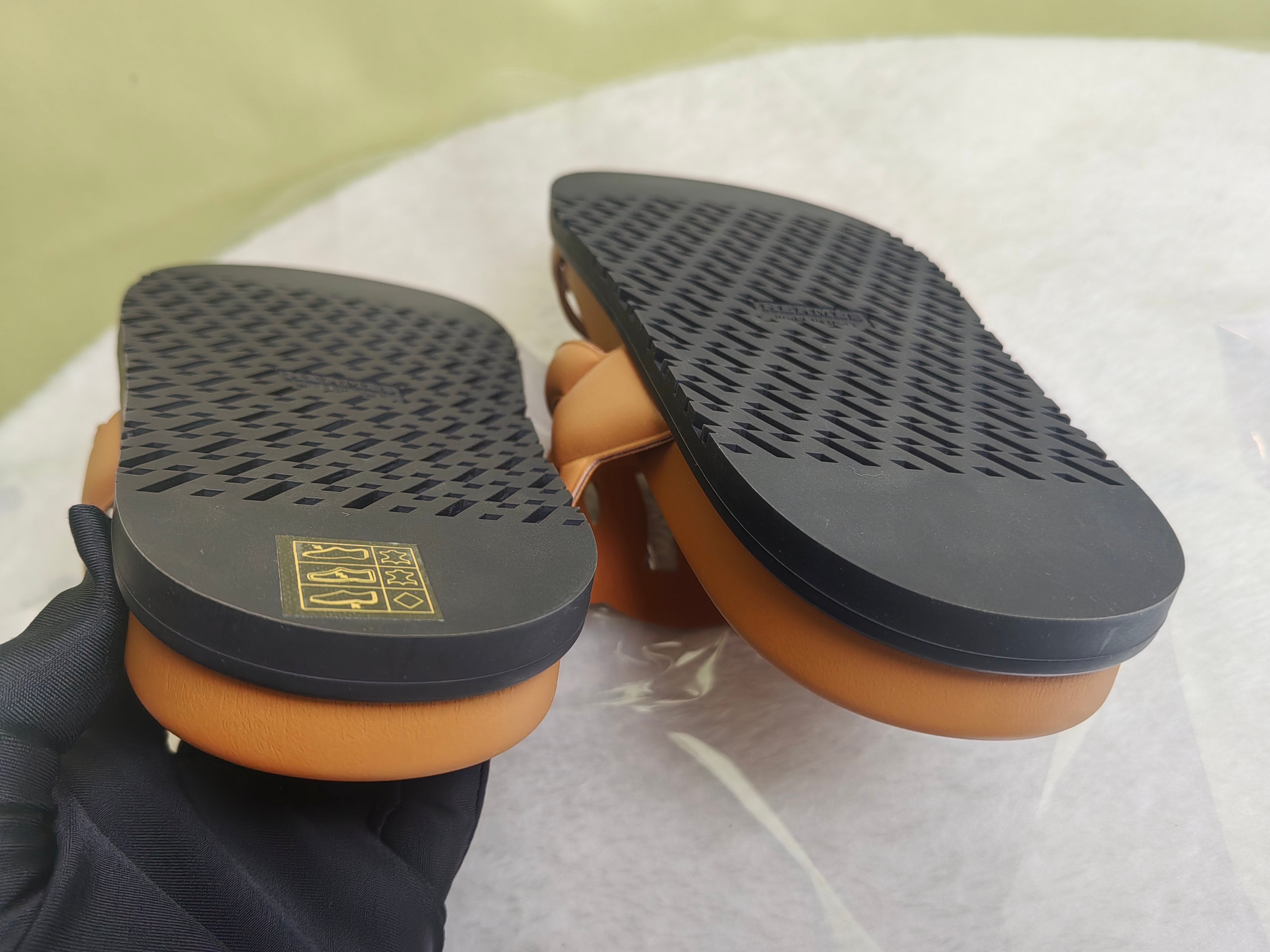 Hermes Brown Flip flop