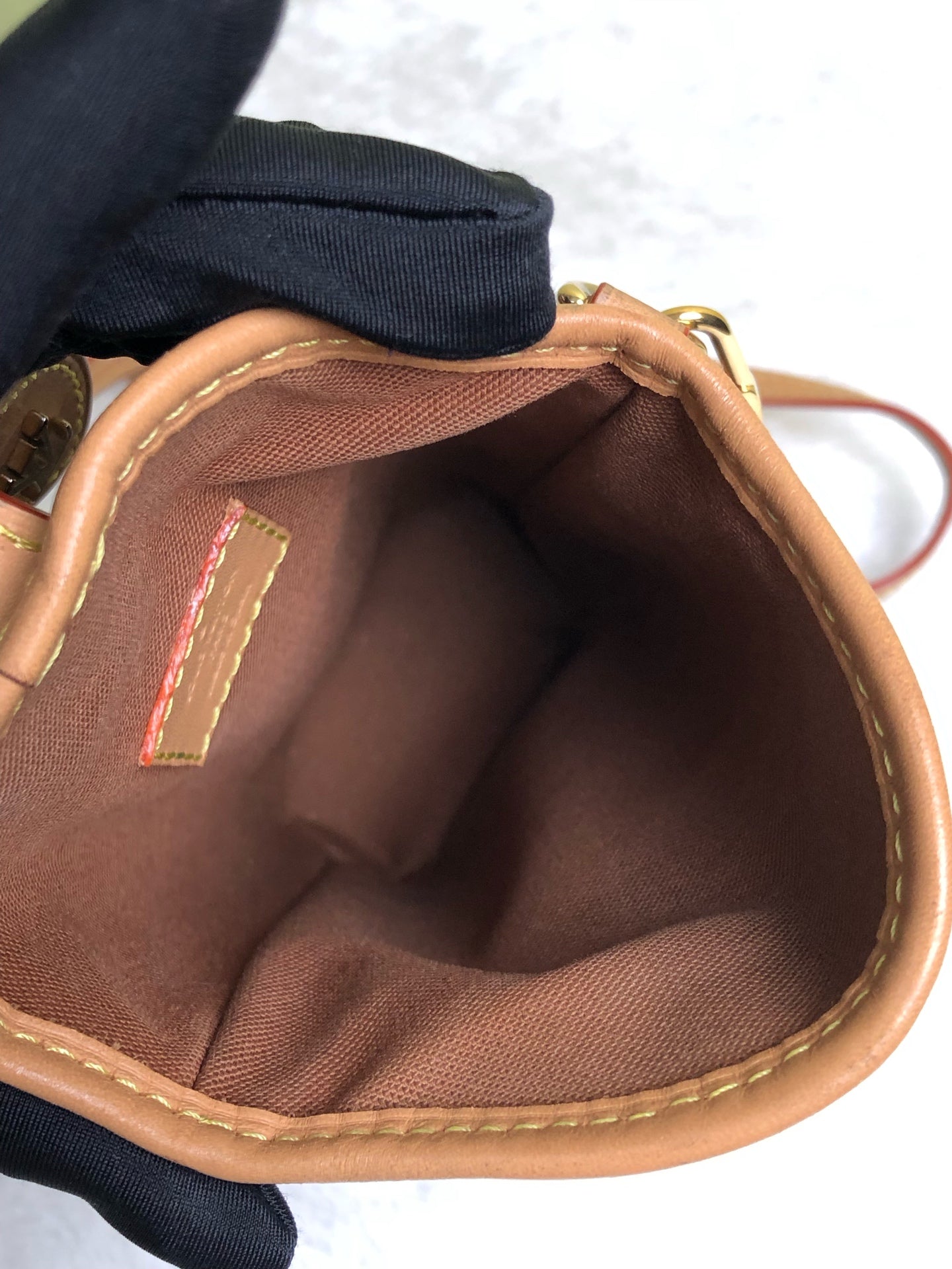 Louis Vuitton Crossbody