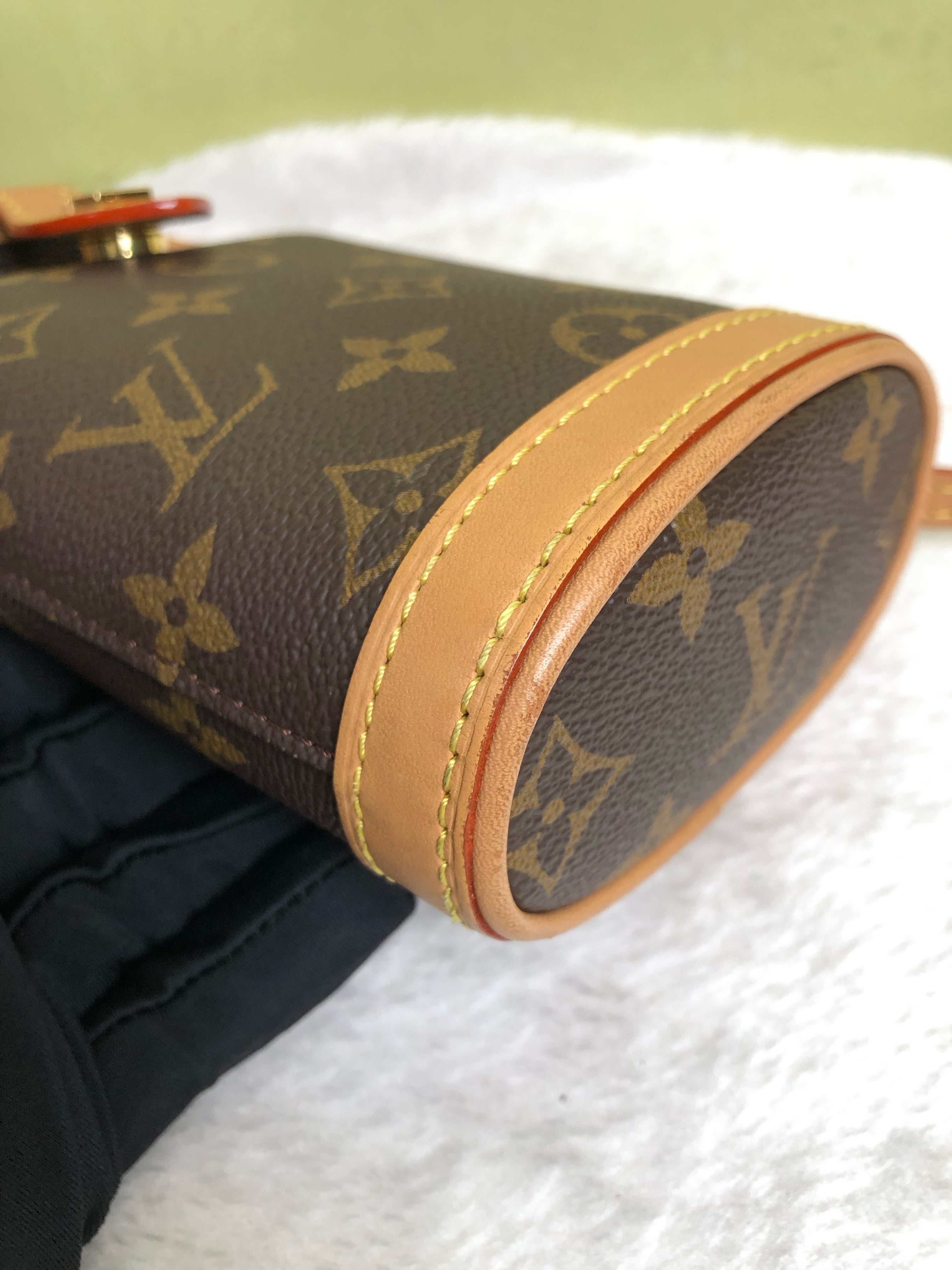 Louis Vuitton Crossbody