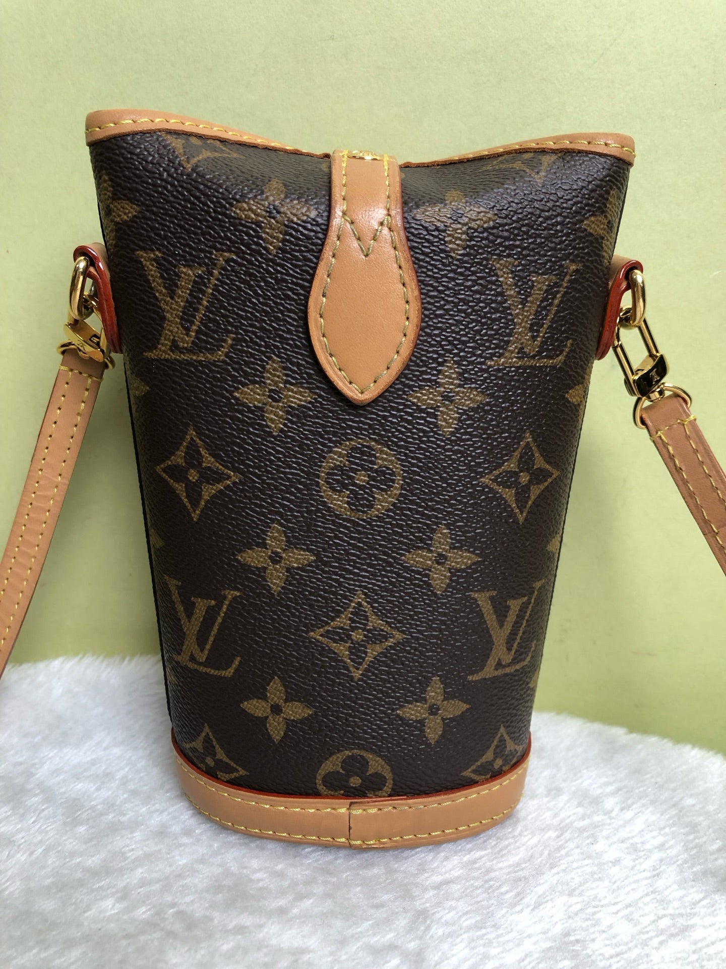Louis Vuitton Crossbody