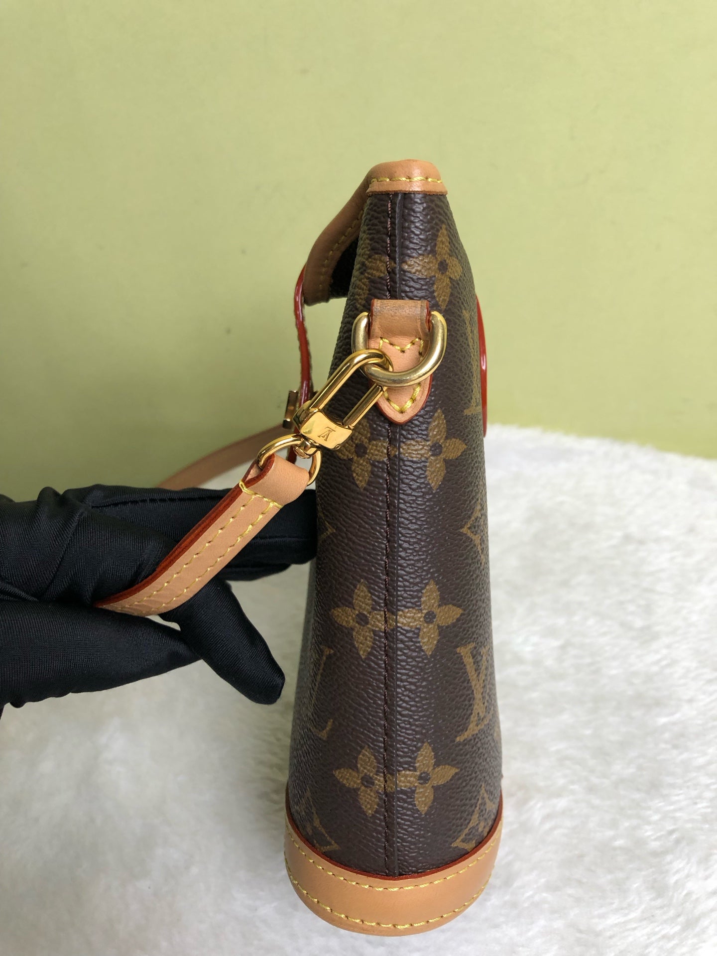 Louis Vuitton Crossbody