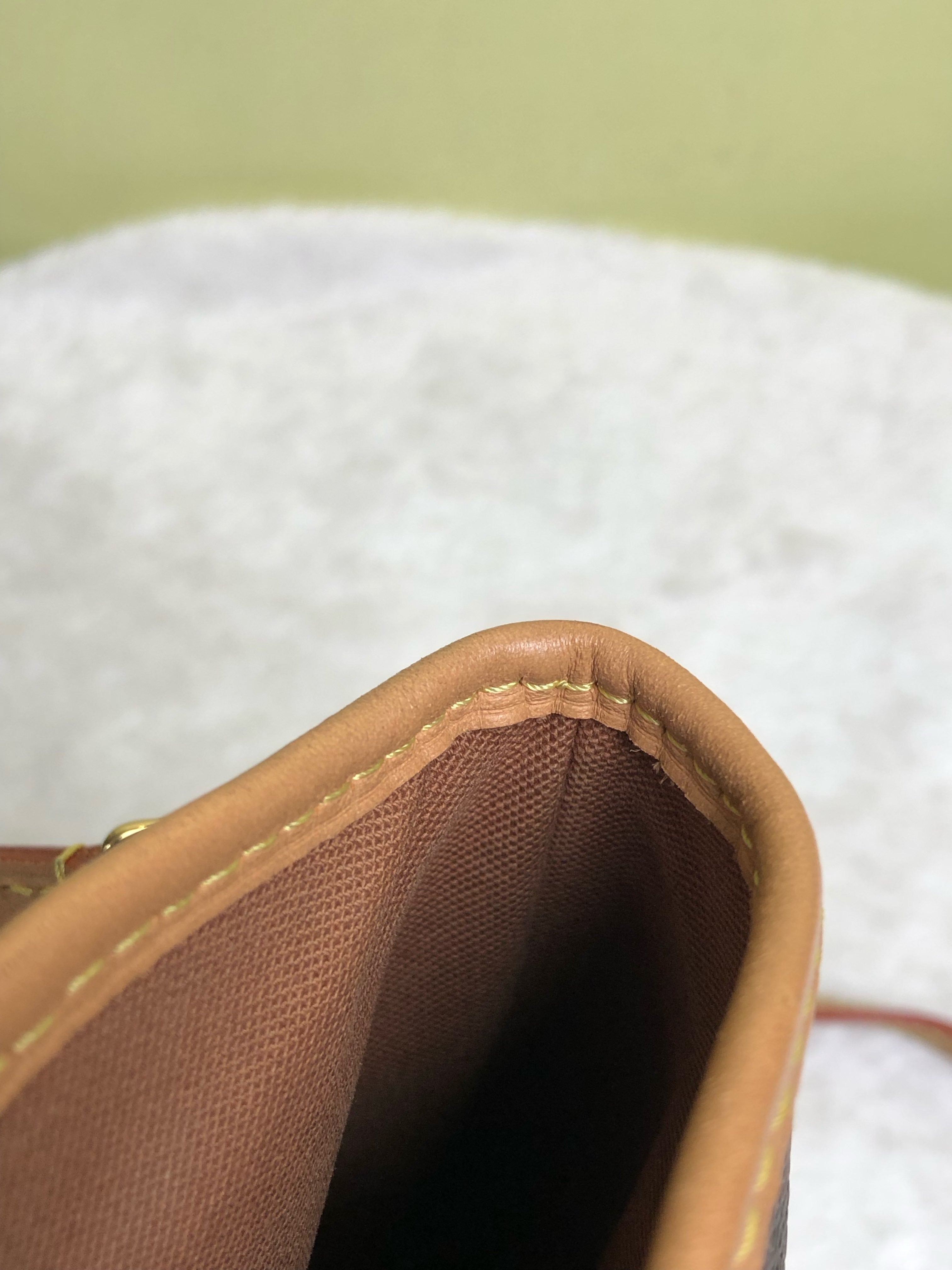Louis Vuitton Crossbody