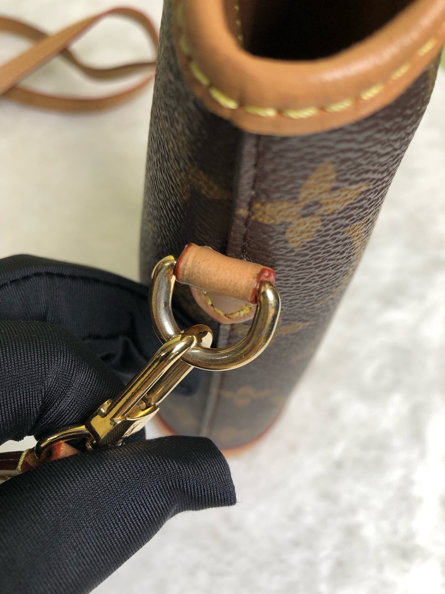 Louis Vuitton Crossbody