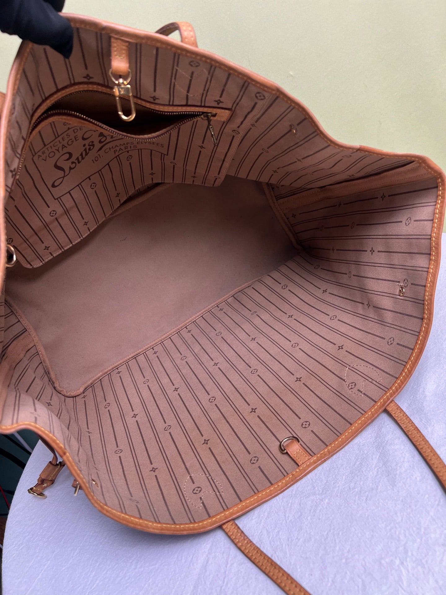 Louis Vuitton Shoulder Bag