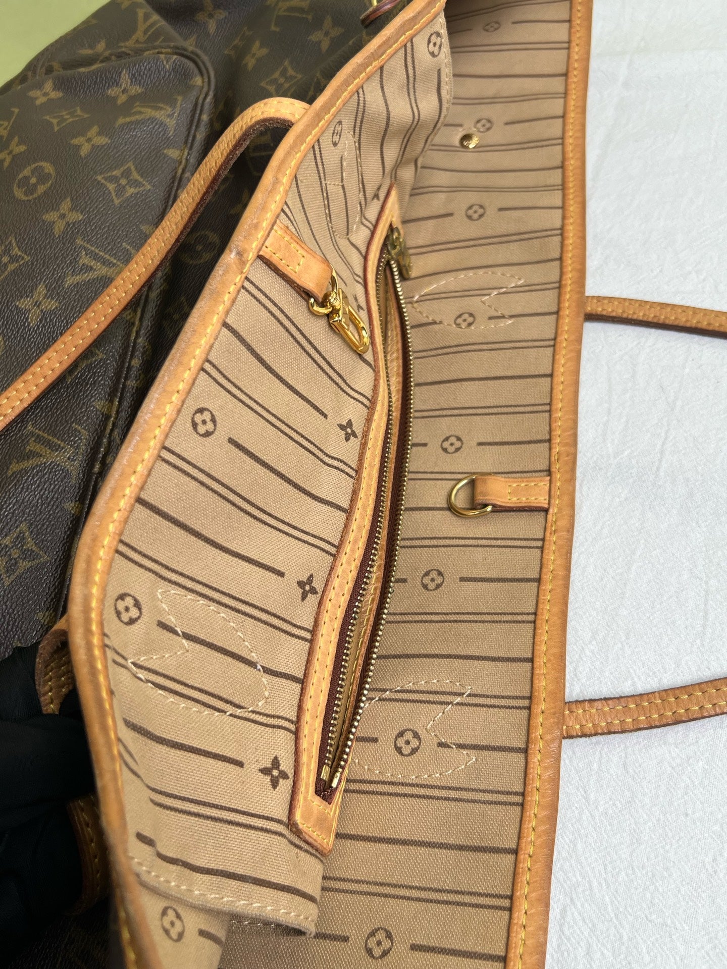Louis Vuitton Shoulder Bag