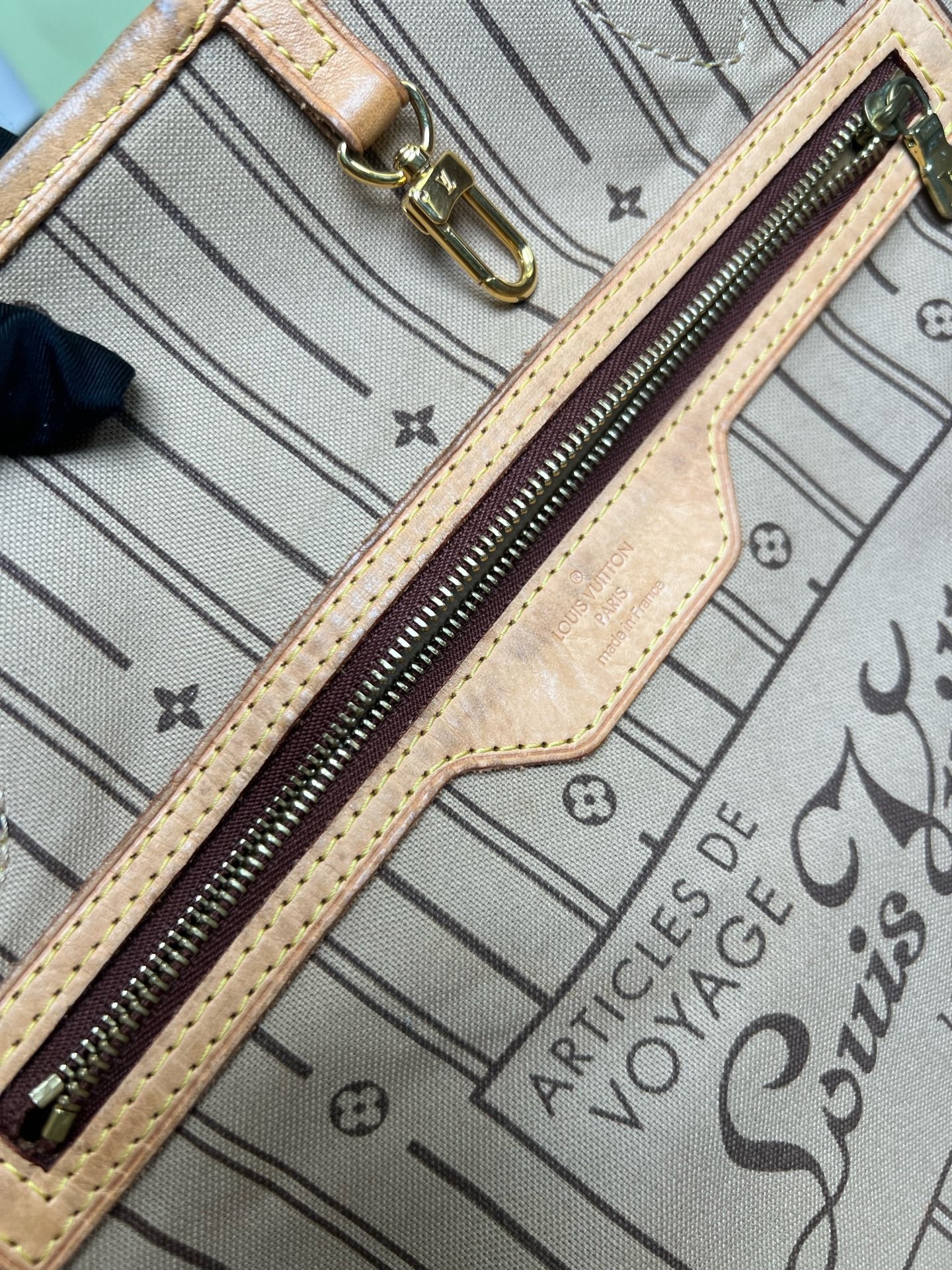 Louis Vuitton Shoulder Bag