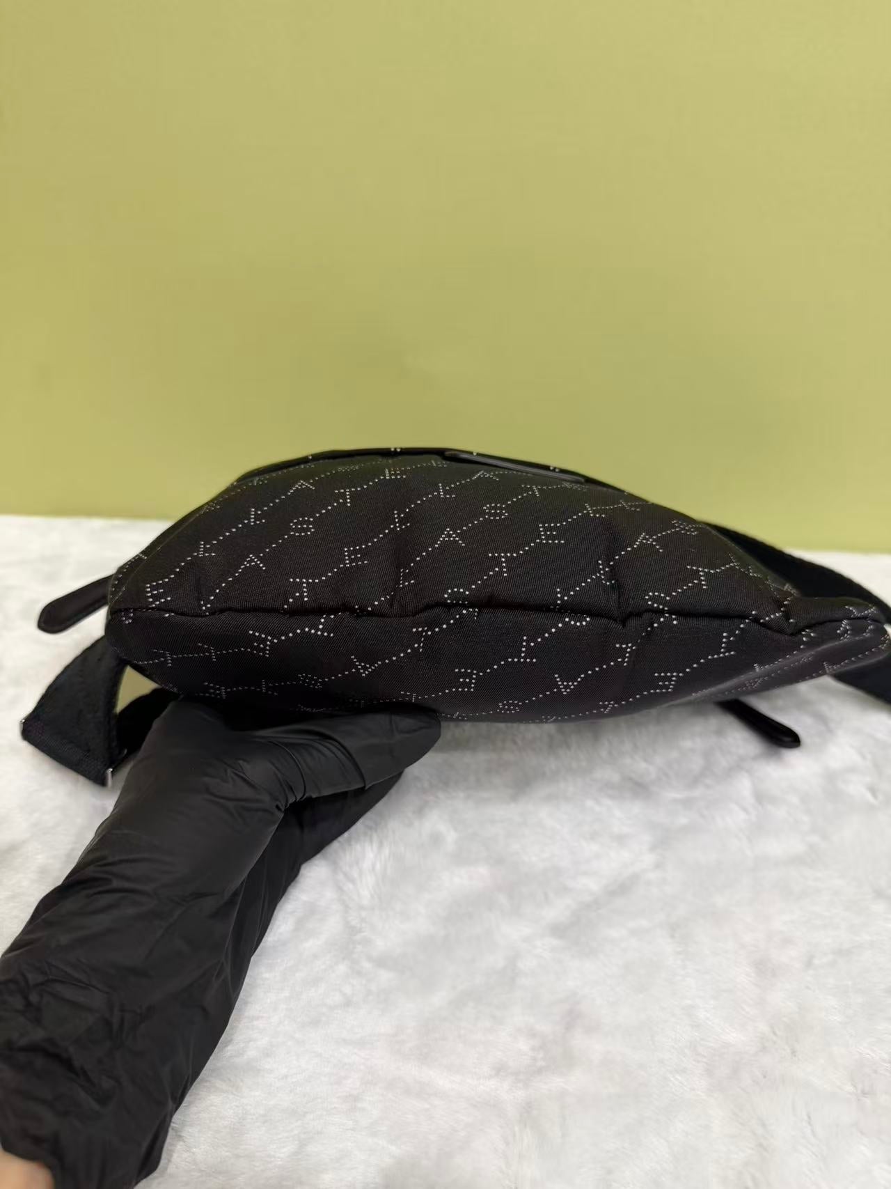 斯特拉/Stella McCartney Black Belt Bag & Fanny Pack