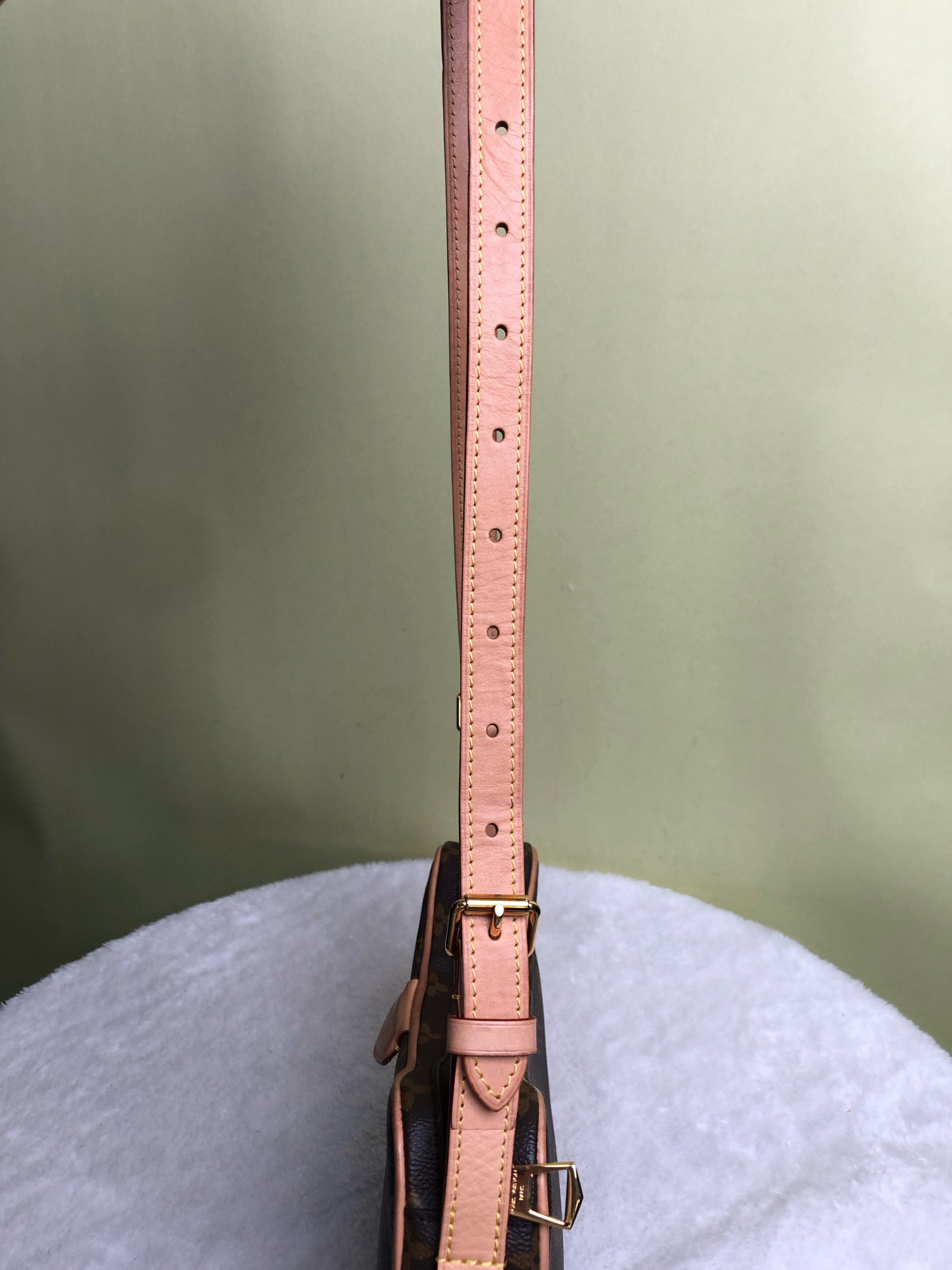Louis Vuitton Shoulder Bag