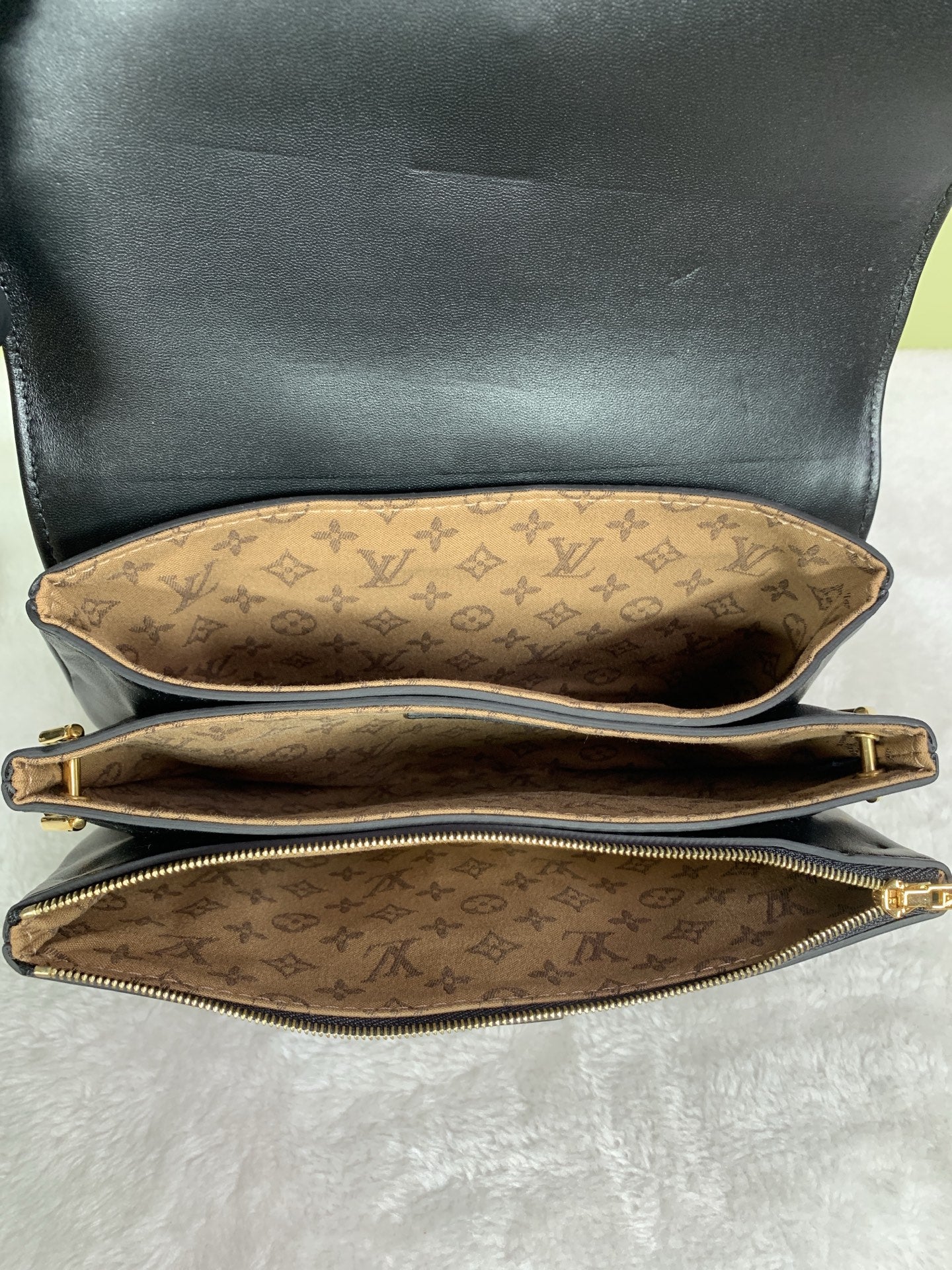Louis Vuitton Black Crossbody