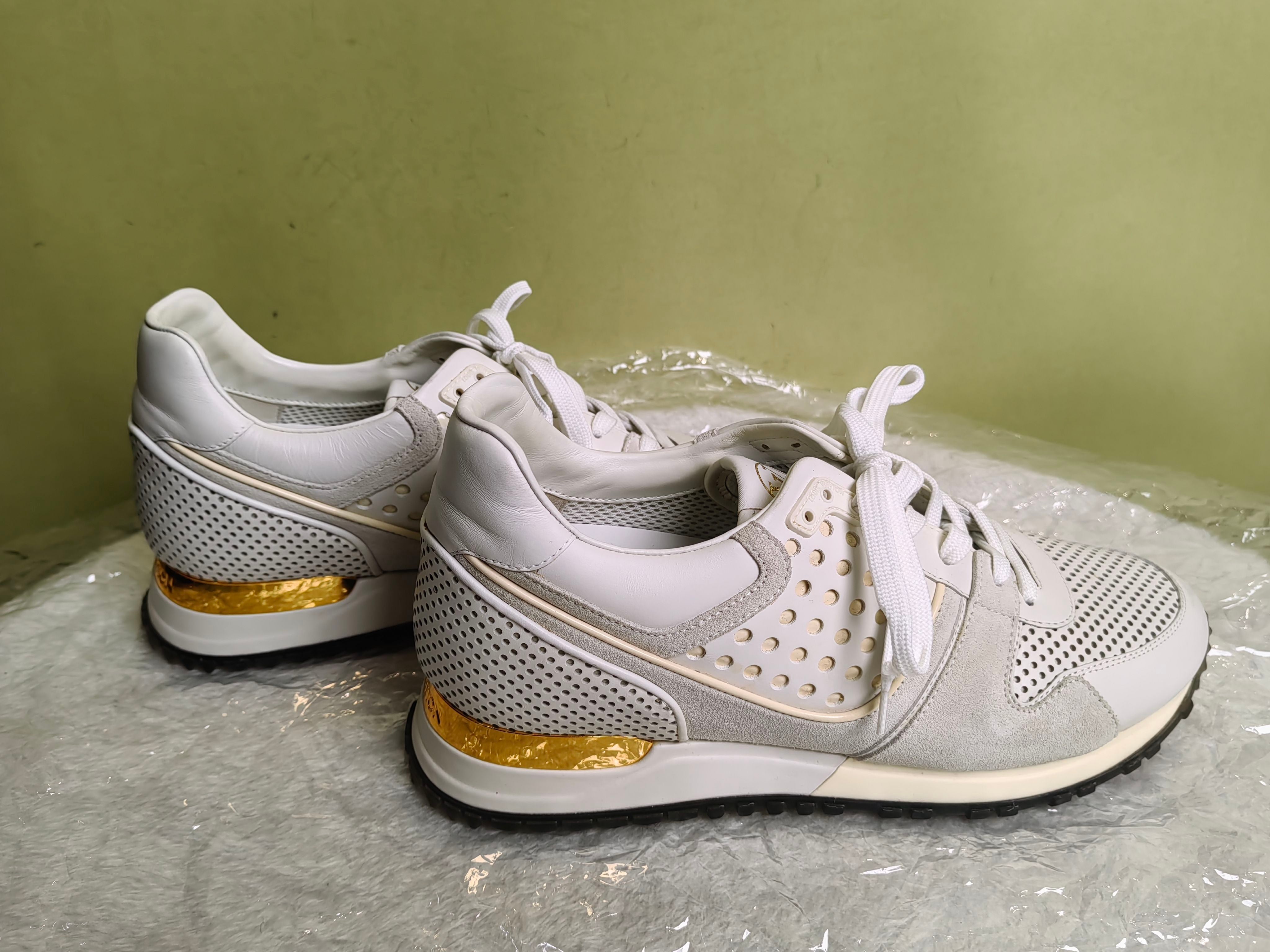 Louis Vuitton Athletic sneakers