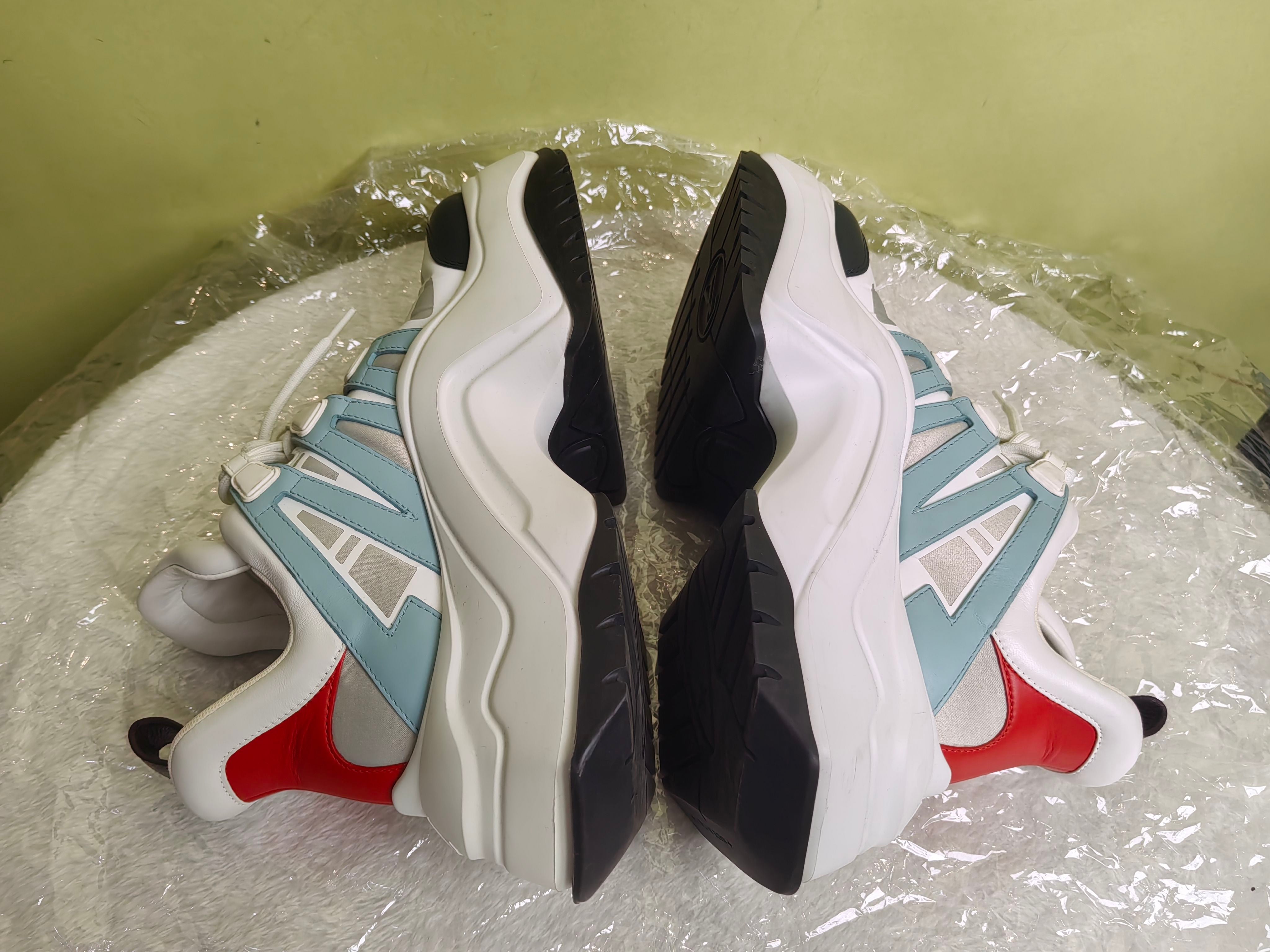 Louis Vuitton Athletic sneakers