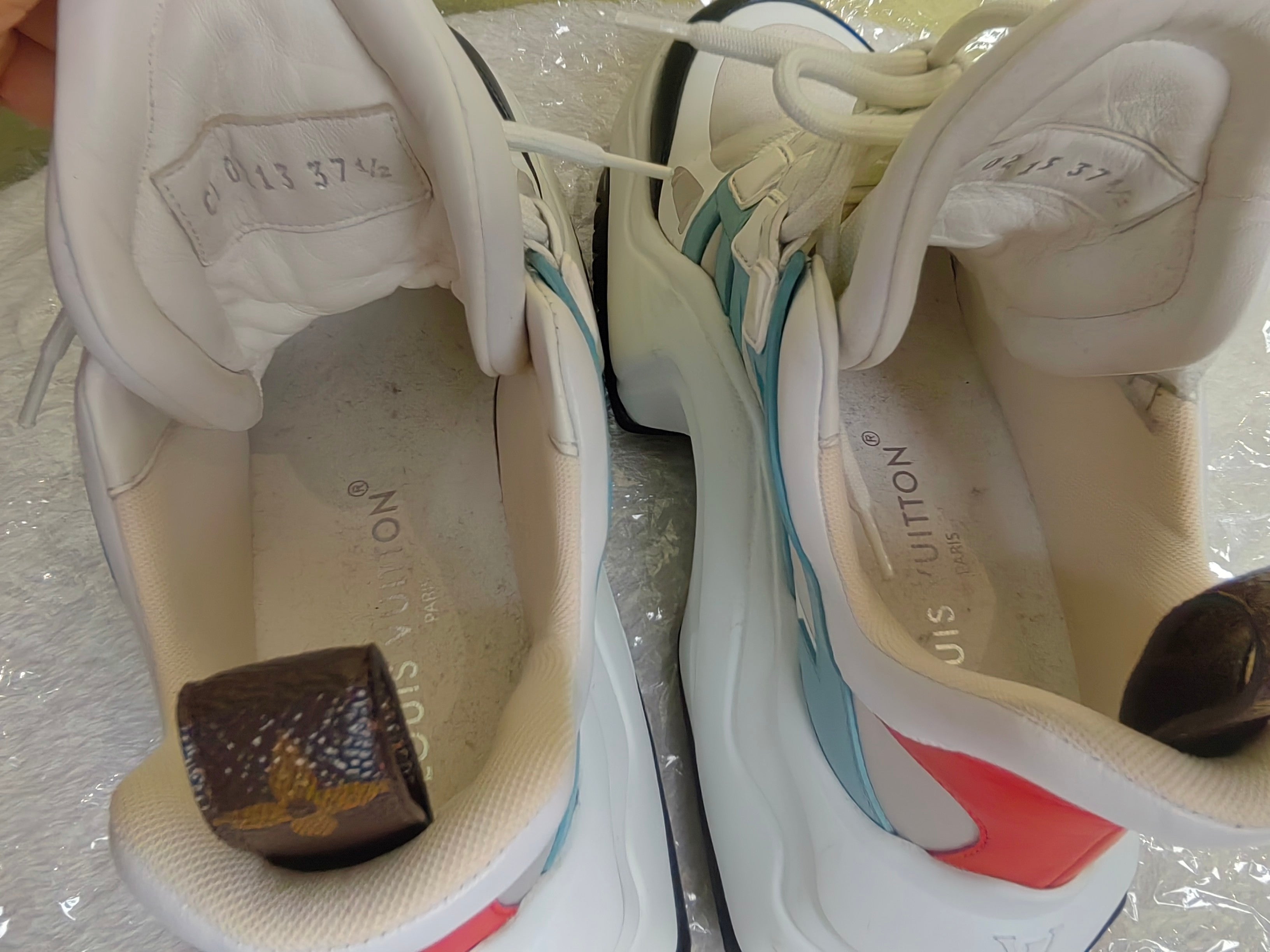 Louis Vuitton Athletic sneakers