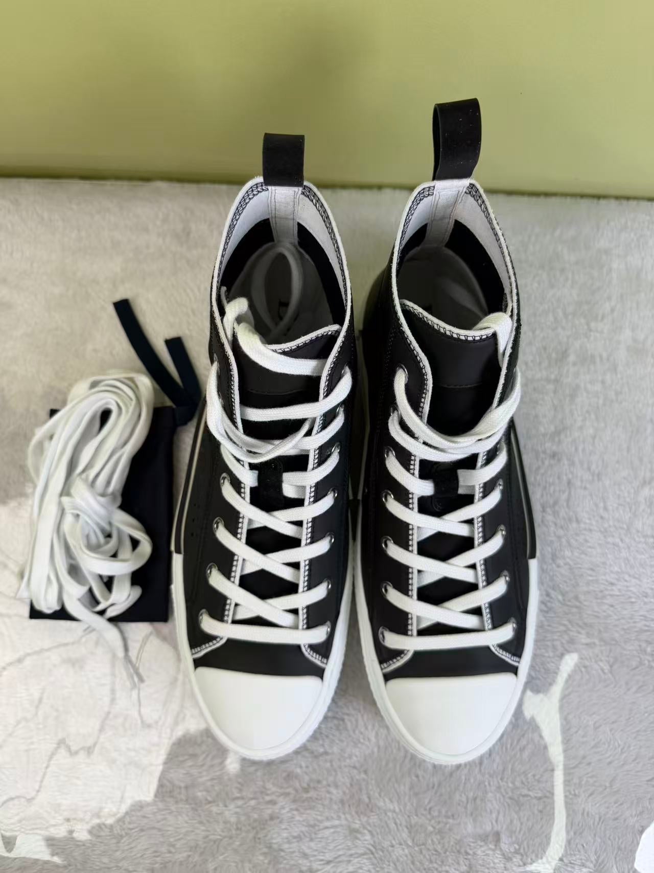 Dior Skate shoes