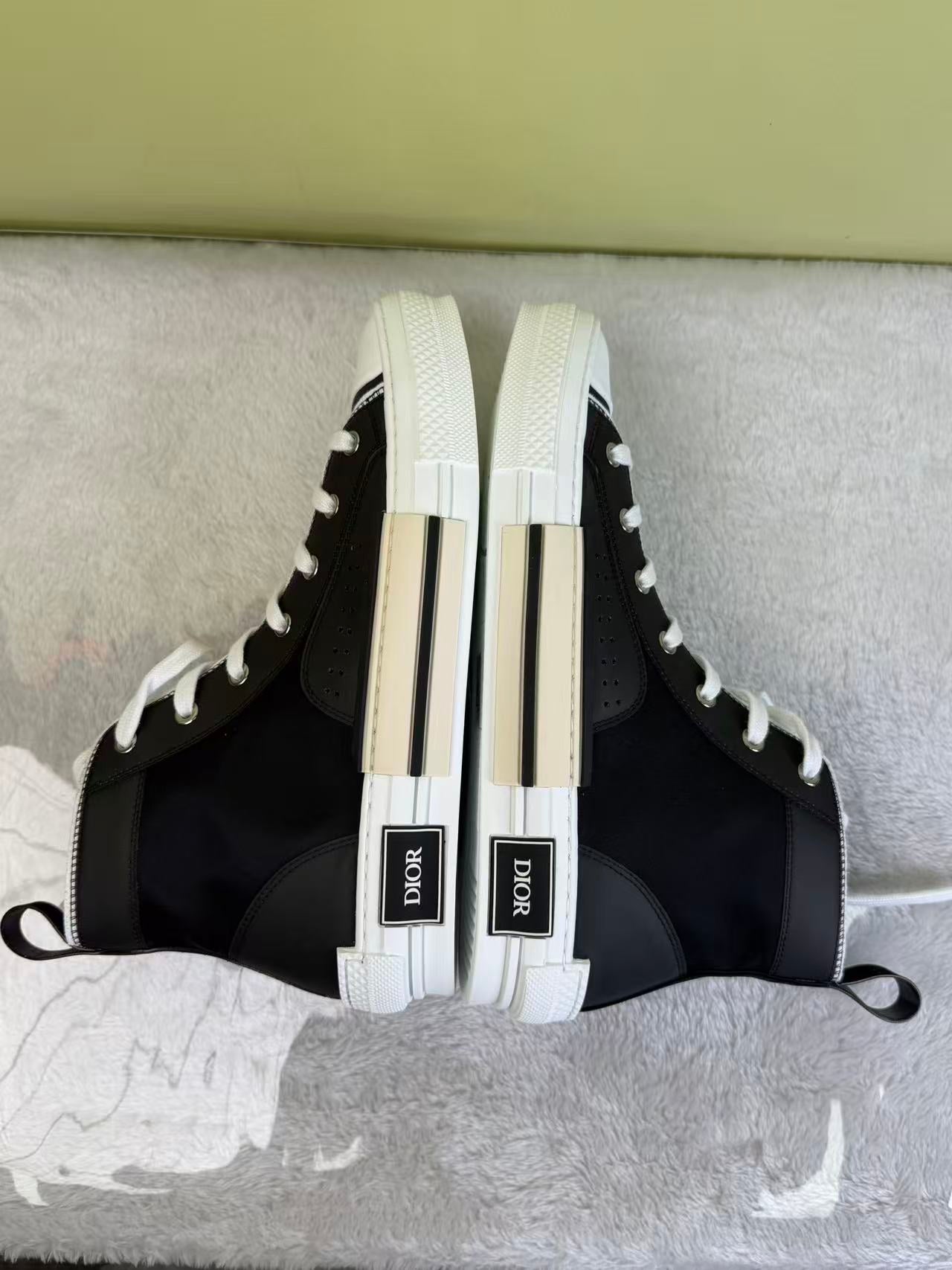 Dior Skate shoes