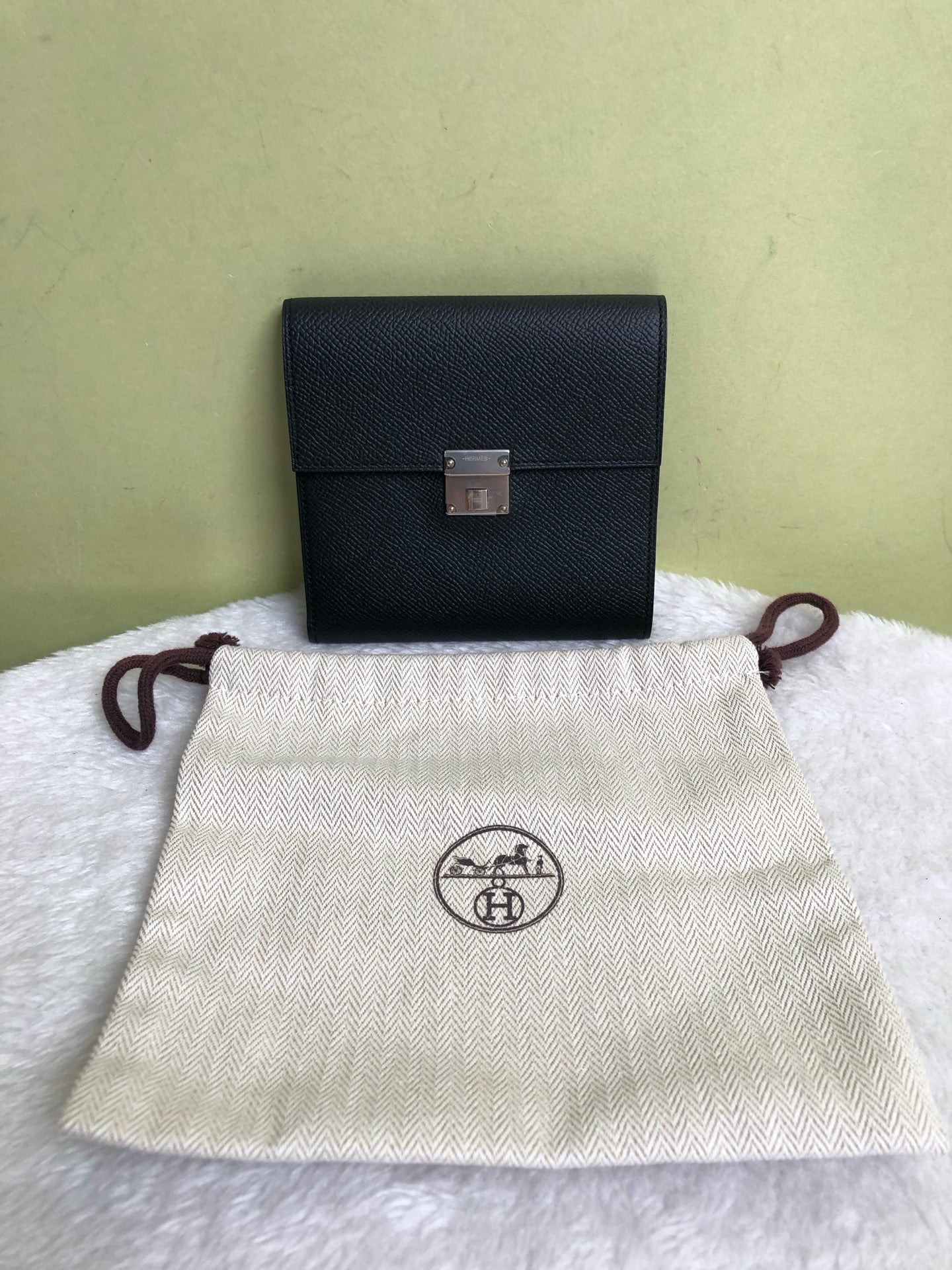 Hermes Black