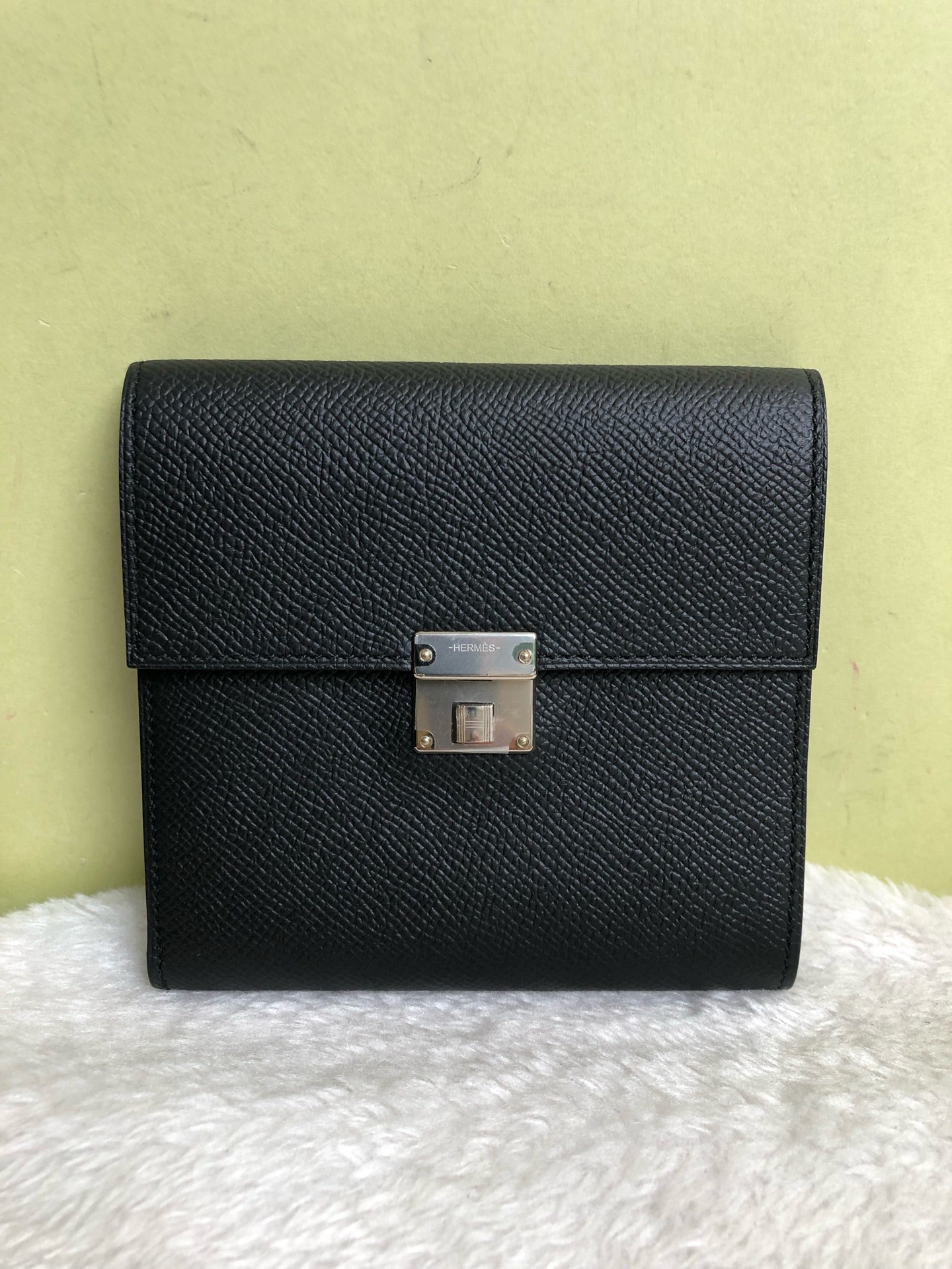 Hermes Black