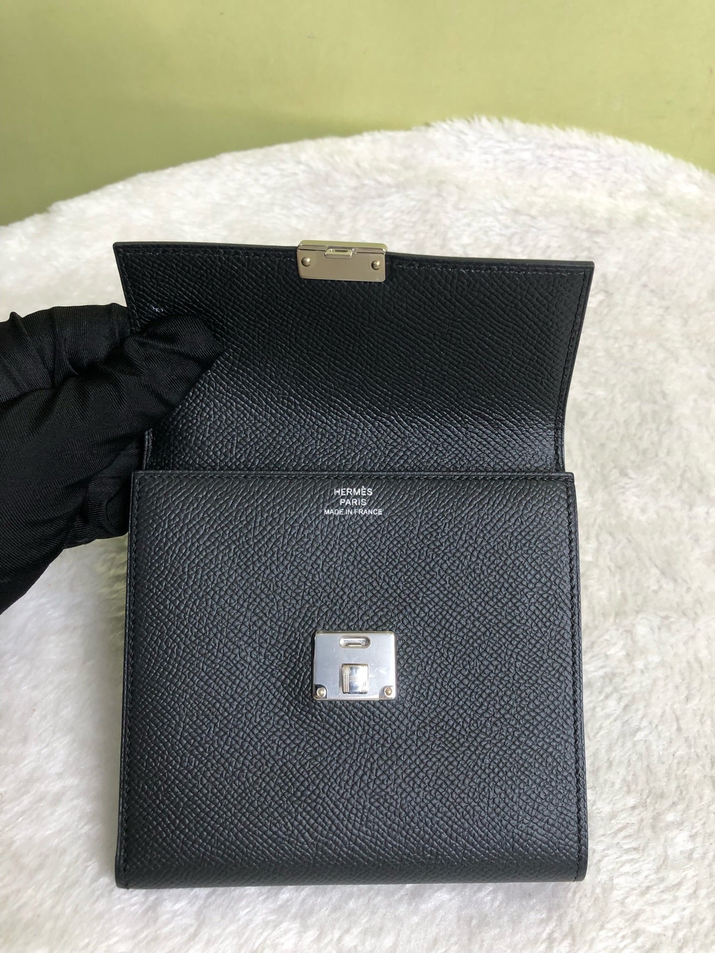 Hermes Black