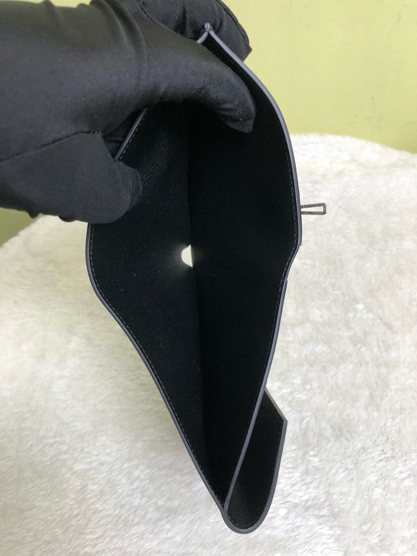 Hermes Black