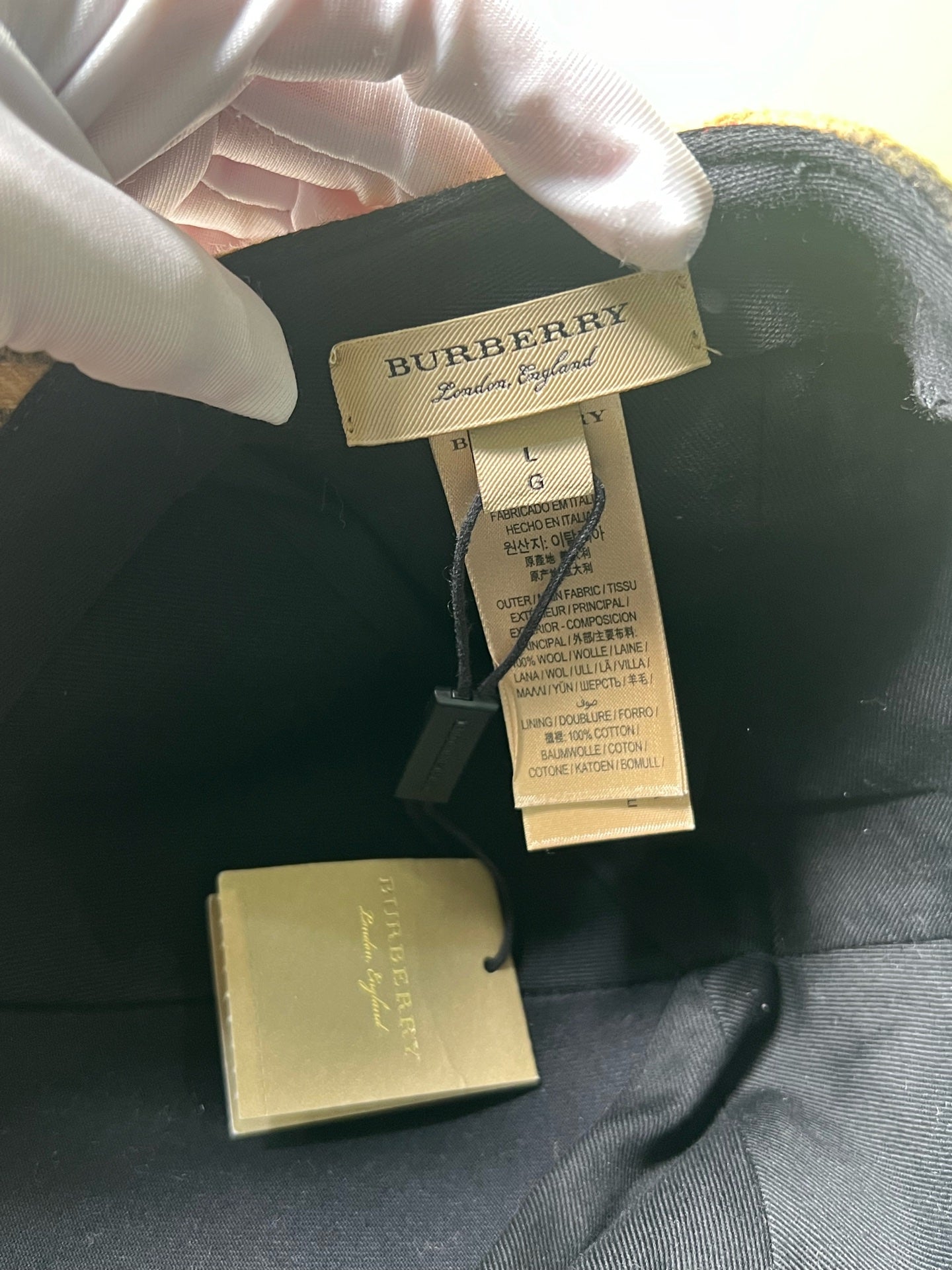 Burberry Baseball cap