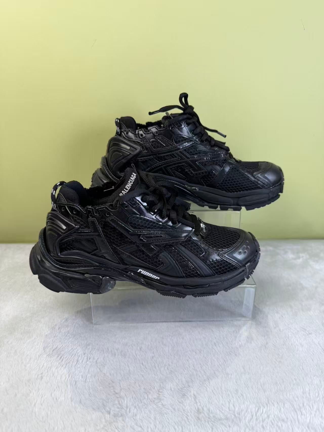 Balenciaga Black Lifestyle sneakers