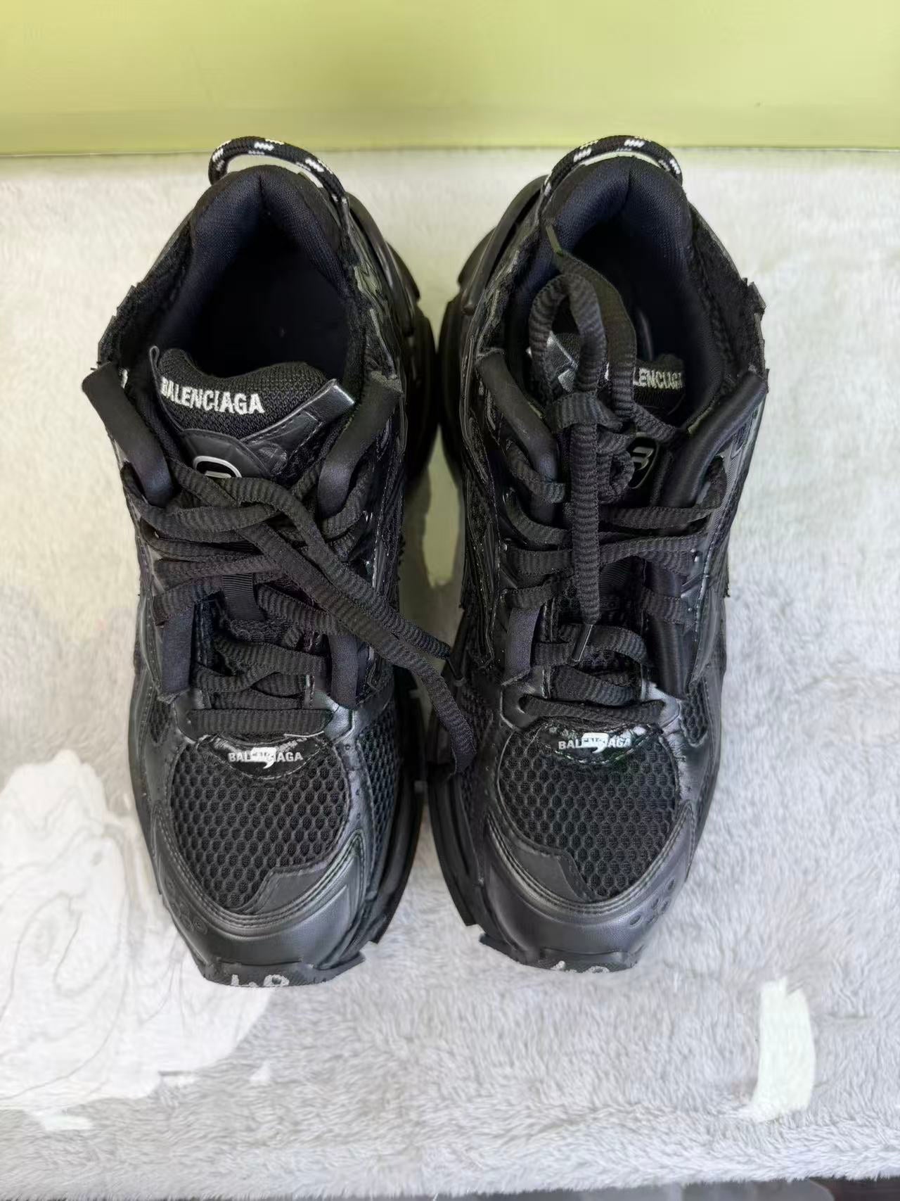 Balenciaga Black Lifestyle sneakers