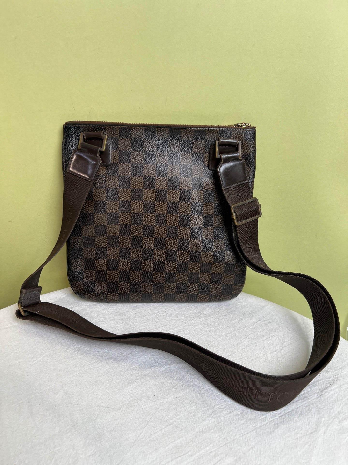 Louis Vuitton Crossbody
