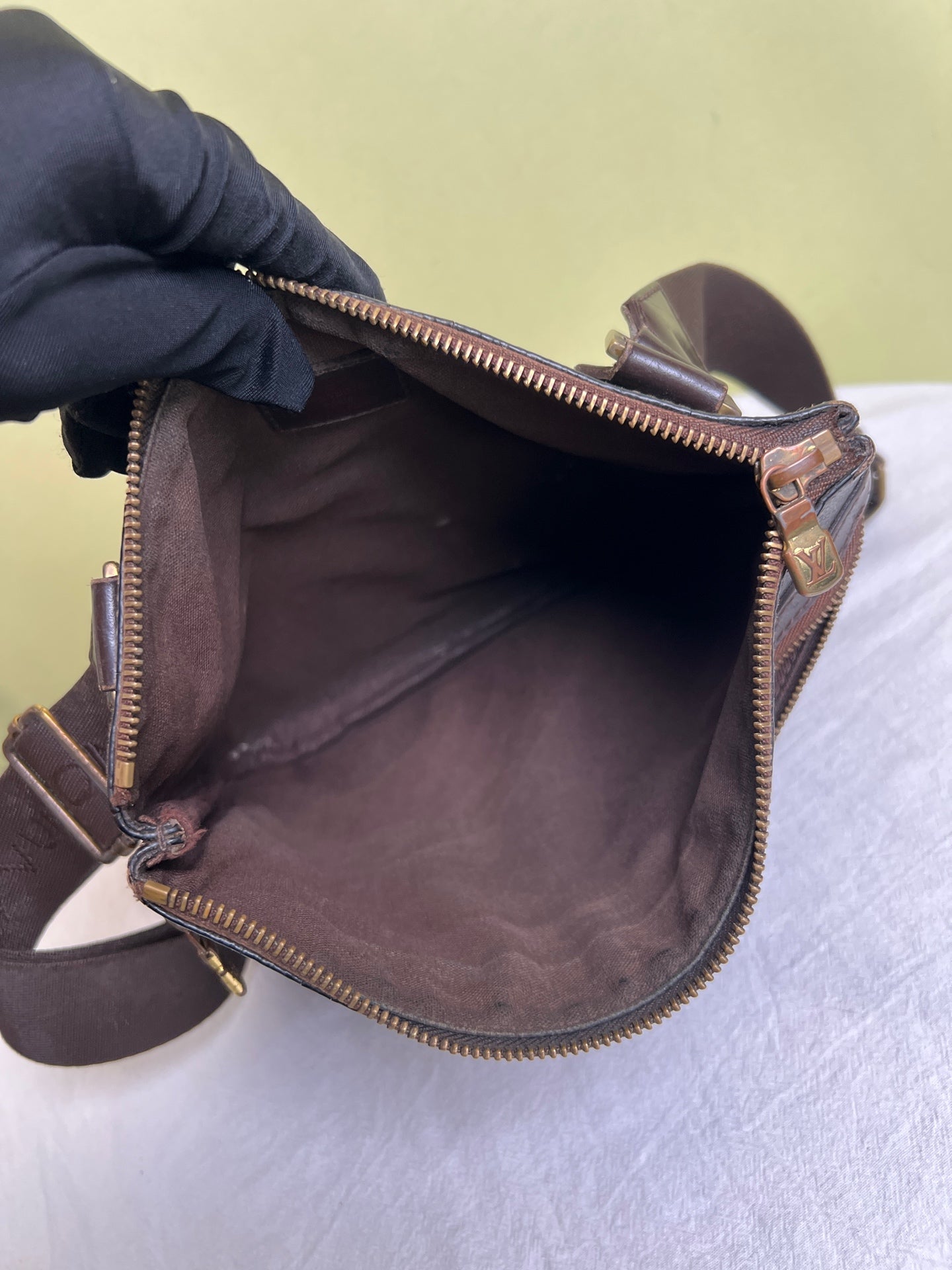 Louis Vuitton Crossbody