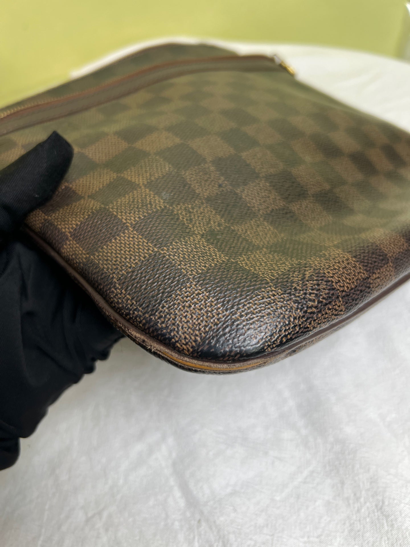 Louis Vuitton Crossbody
