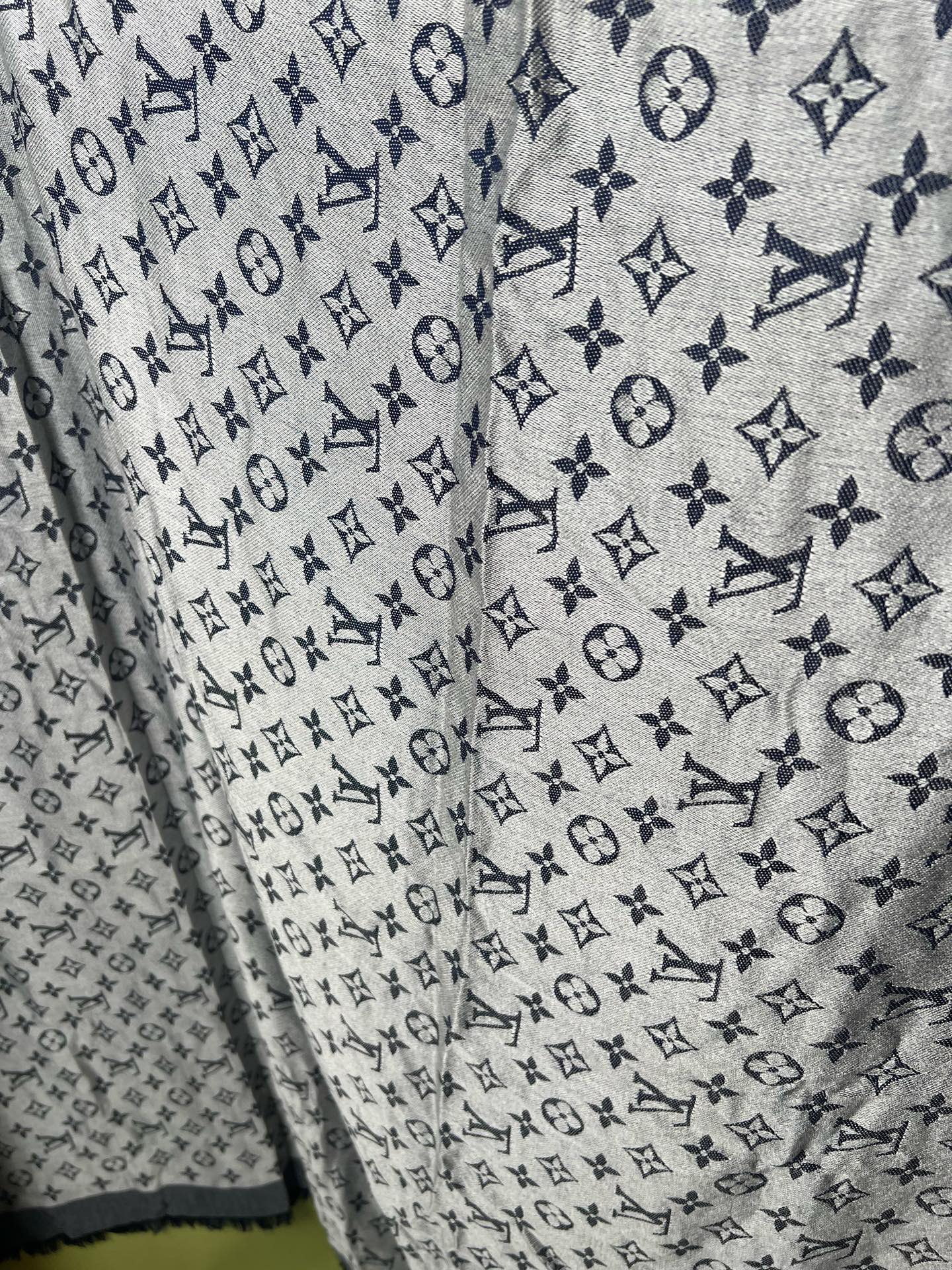 Louis Vuitton Scarf