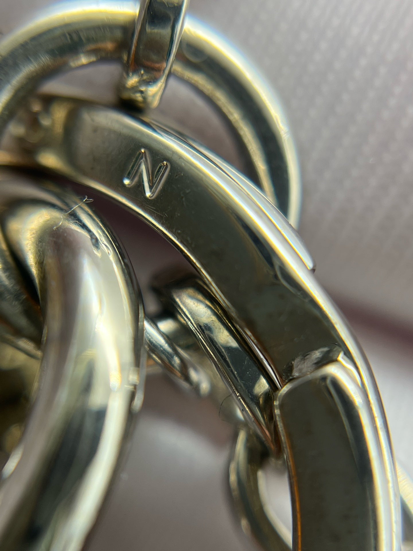 Louis Vuitton White Key ring/Key holder