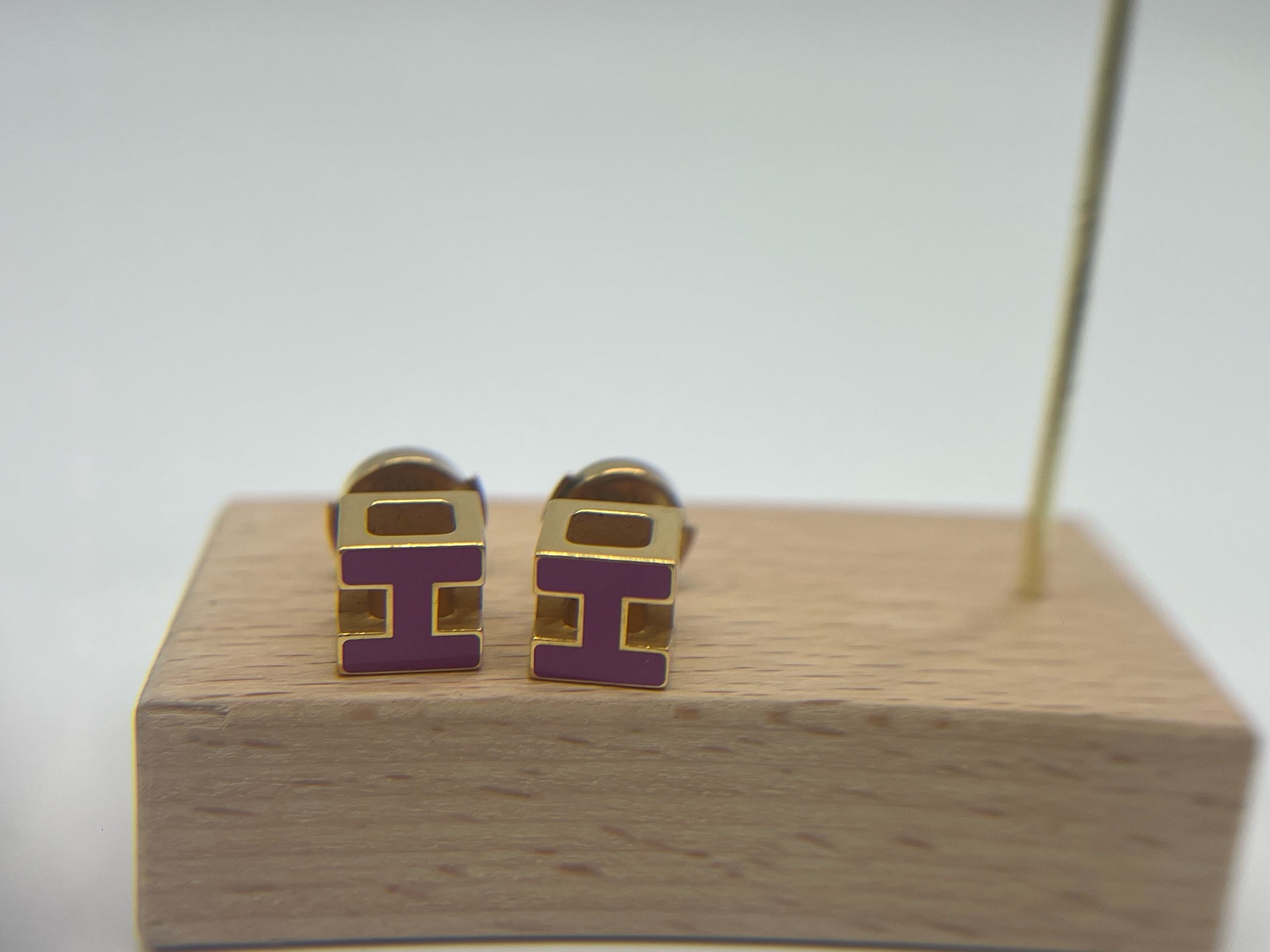 Hermes Purple