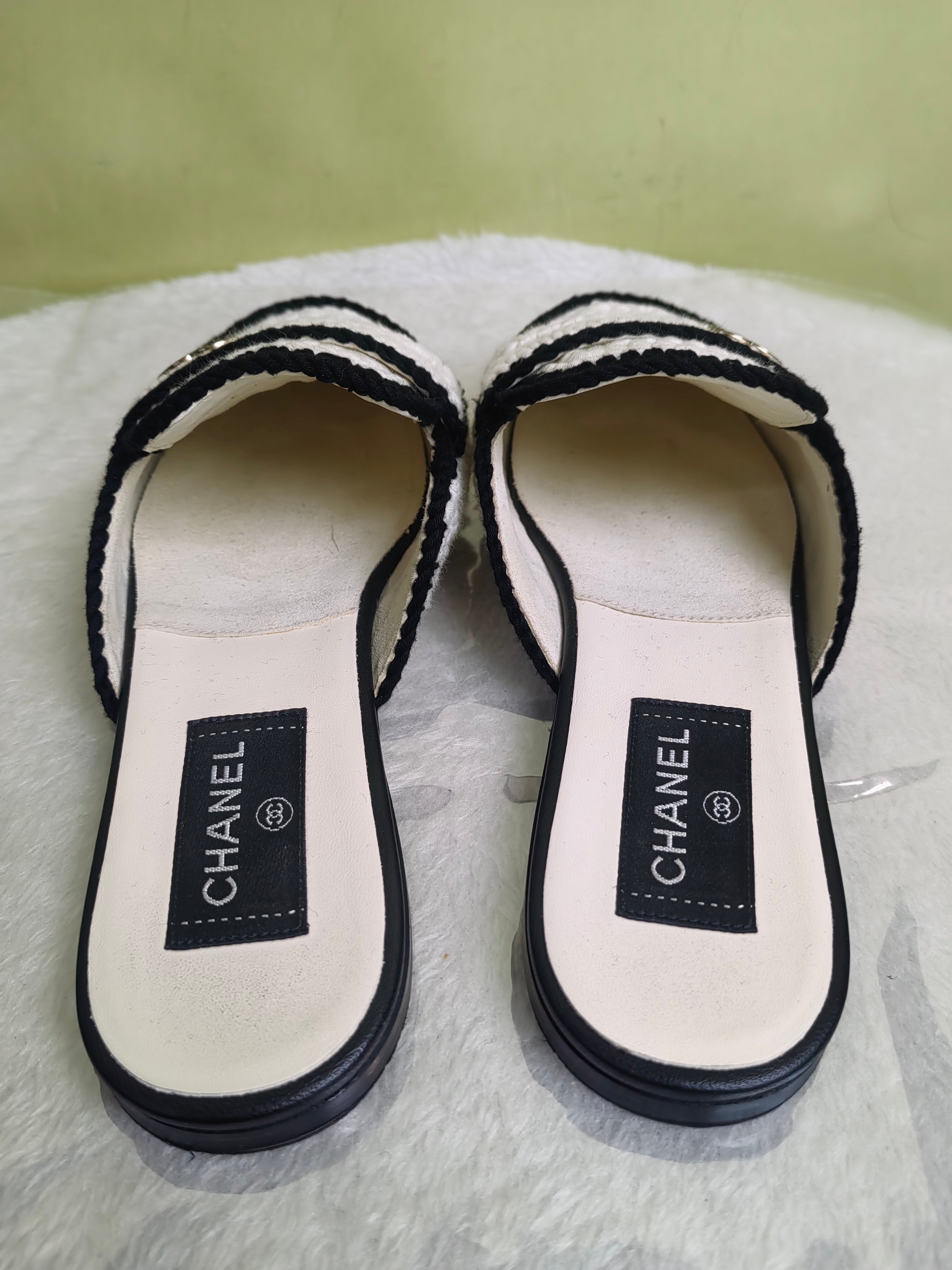 Chanel Flip flop