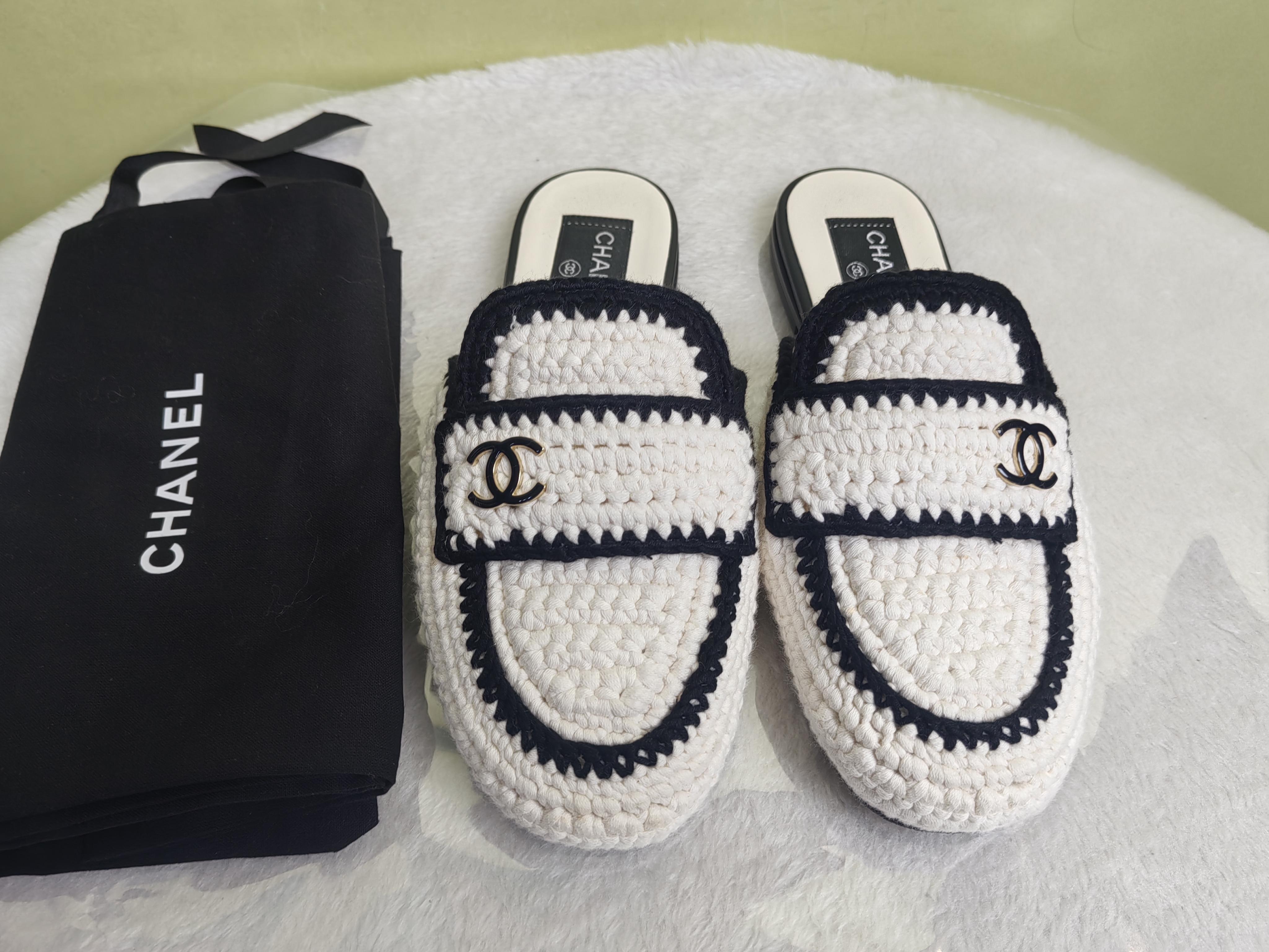 Chanel Flip flop
